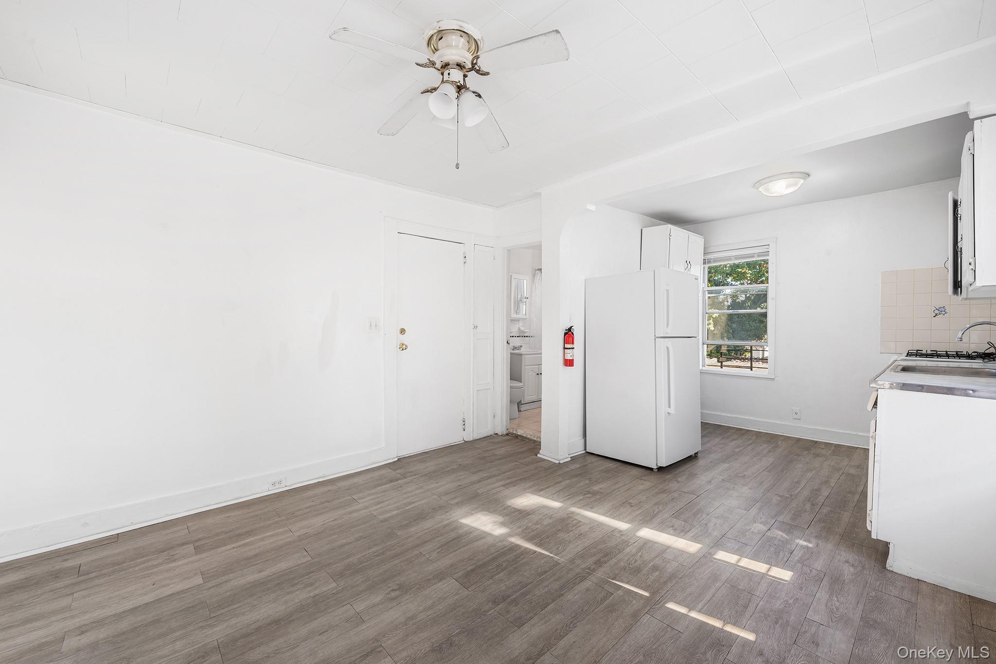 #12 photo, 11519 123rd Street, クイーンズ区 South Ozone Park , NY 11420