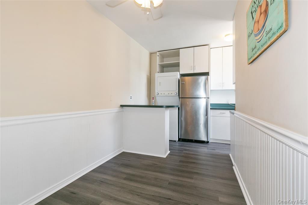 #16 photo, 2 Townhouse Place, Great Neck , NY 11021