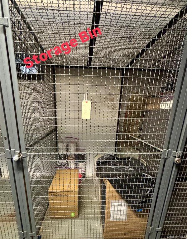 #20 photo, 2 Townhouse Place, Great Neck , NY 11021