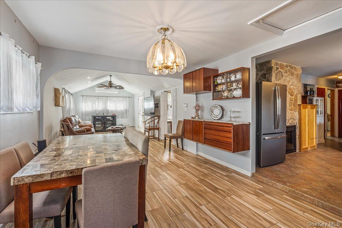 #6 photo, 236 Duckpond Drive, ナッソー郡 Wantagh , NY 11793