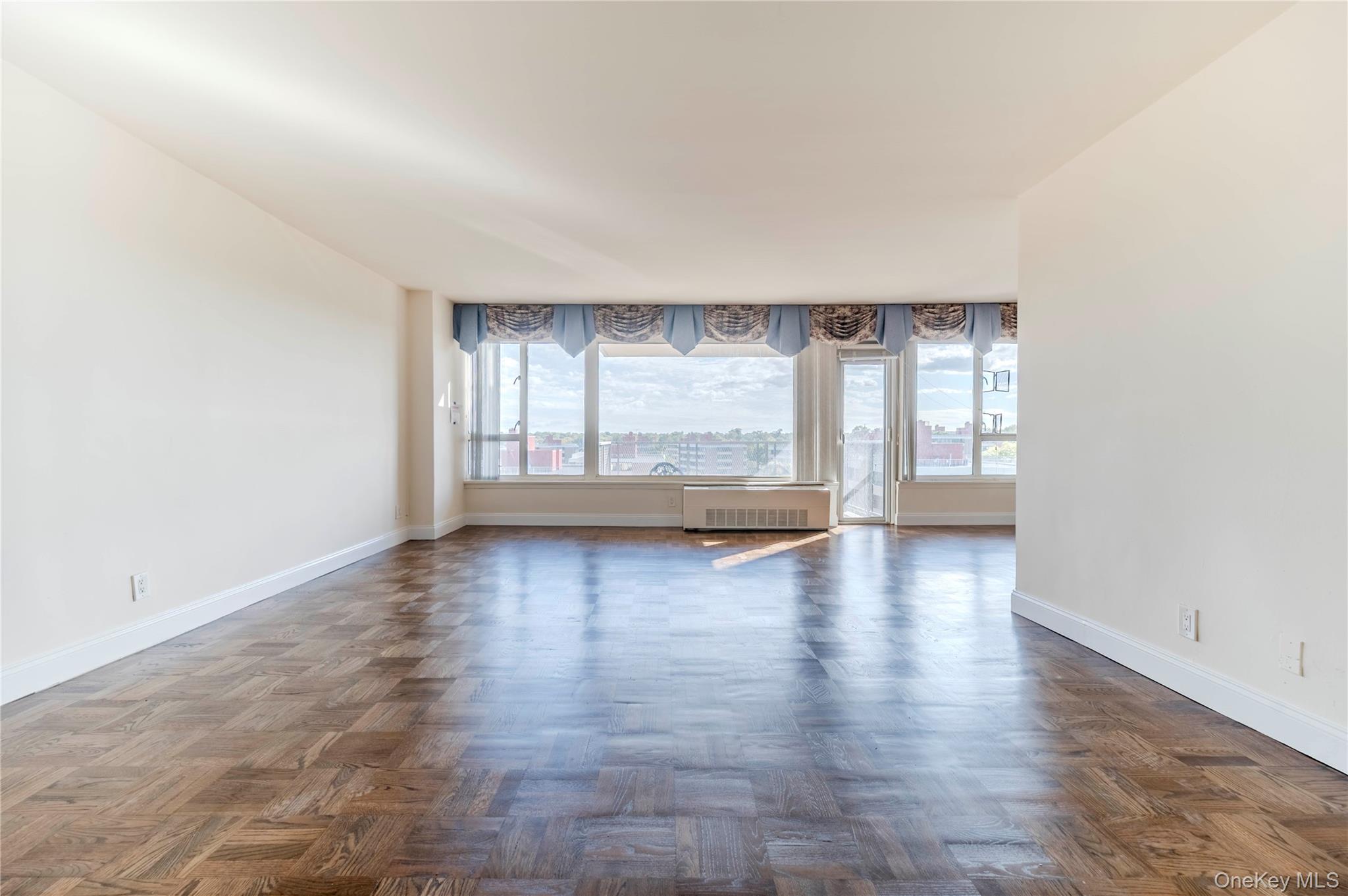 #13 photo, 166-25 Powells Cove Boulevard, Whitestone , NY 11357