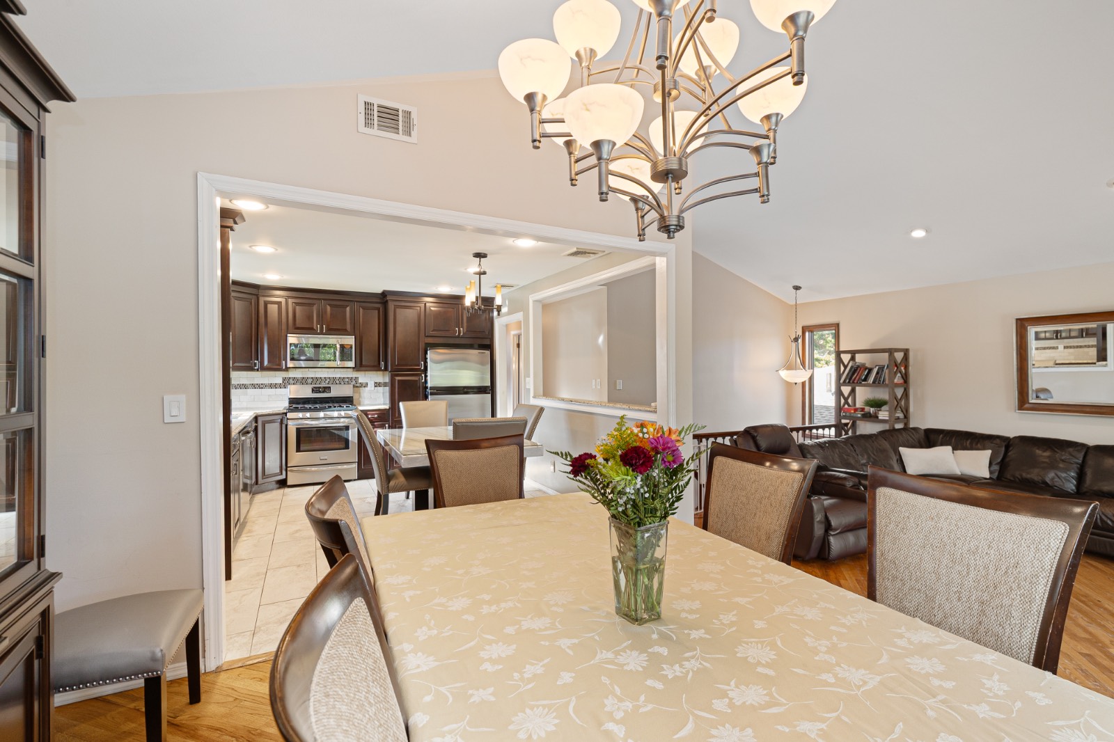 #18 photo, 27 Ashland Ave E, スタテンアイランド Staten Island , NY 10312