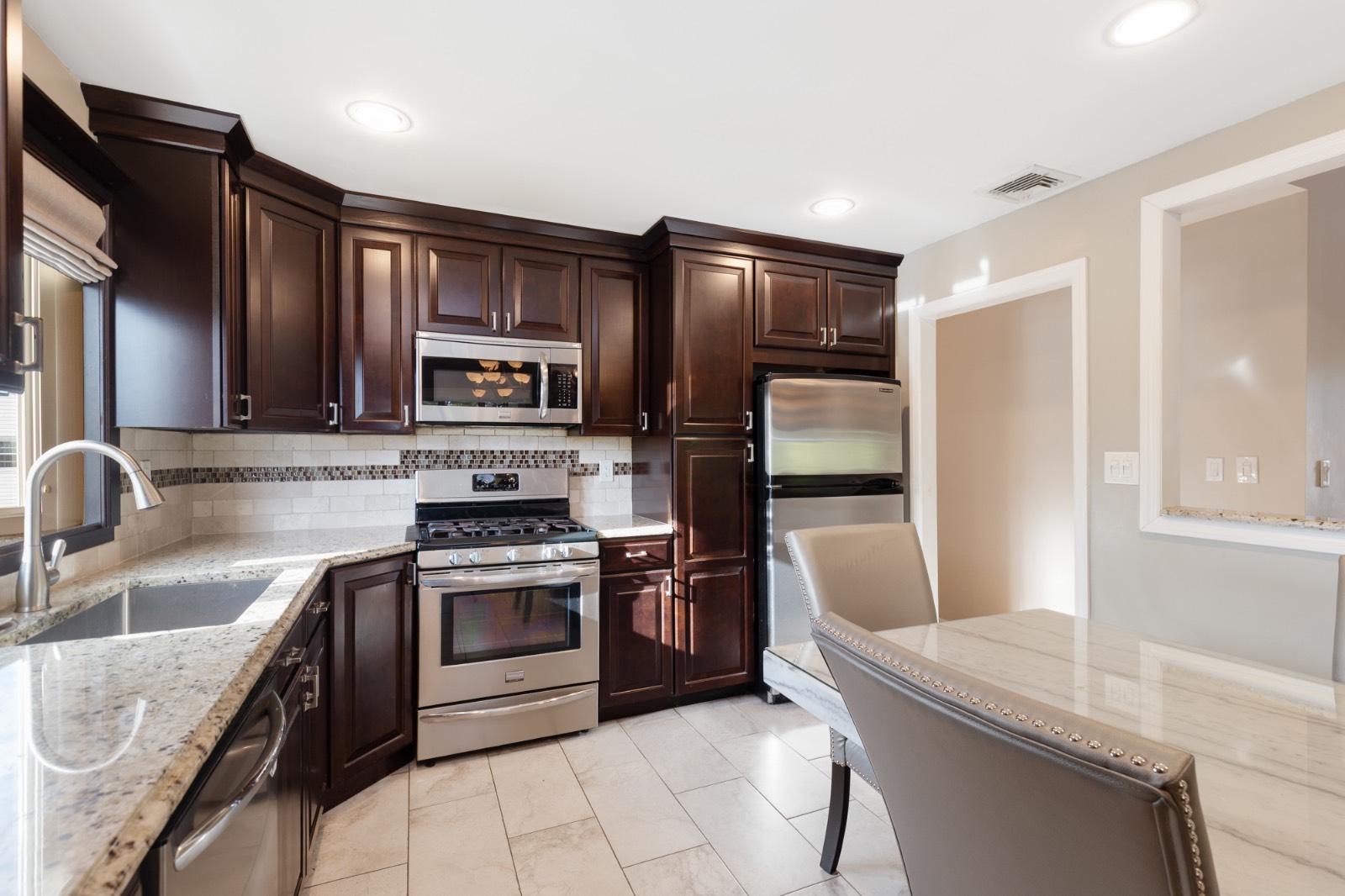 #19 photo, 27 Ashland Ave E, スタテンアイランド Staten Island , NY 10312