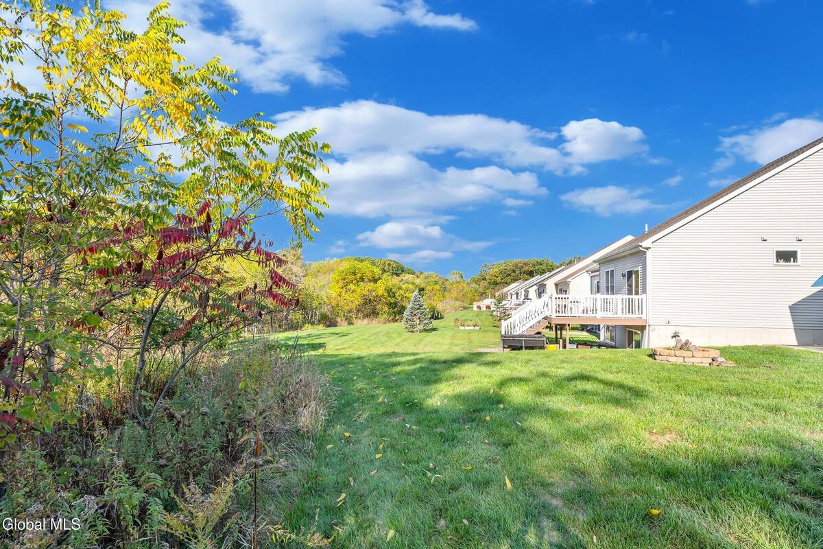 #22 photo, 17 Krug Place, Cohoes , NY 12047