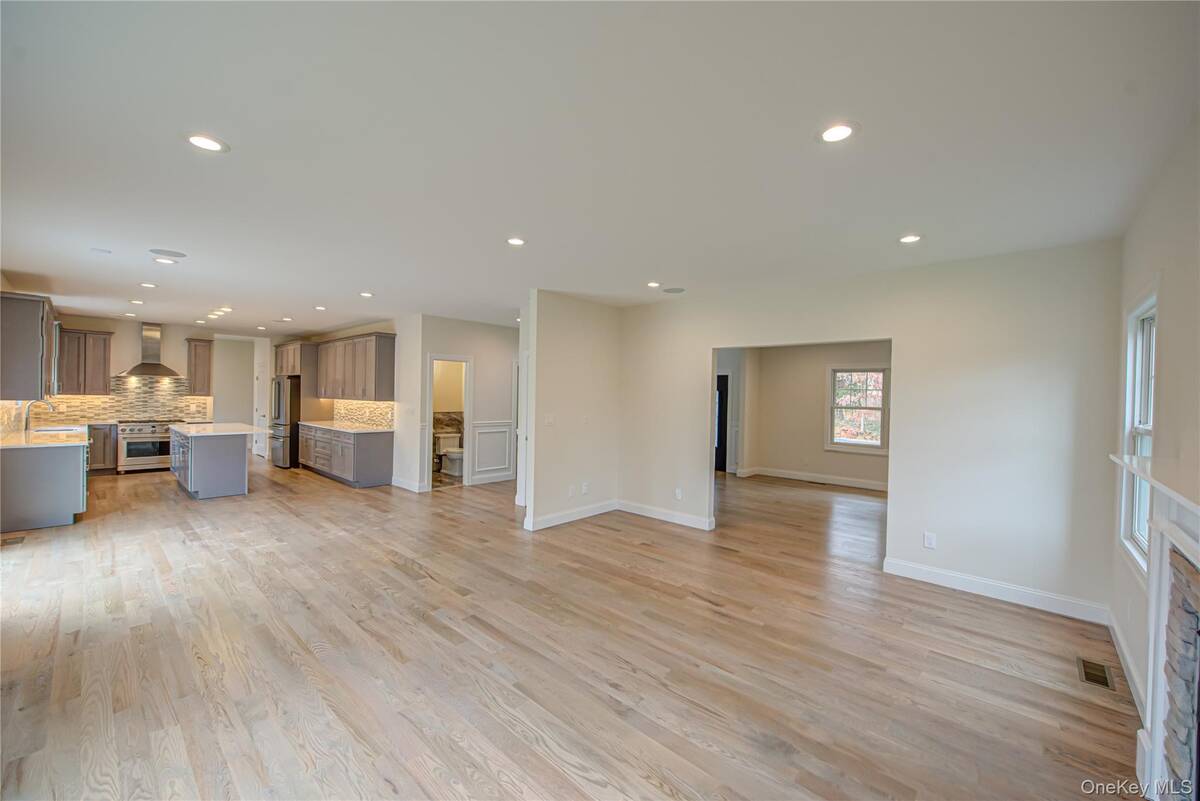 #9 photo, 176 (Birmingham Plus) Southern Boulevard, サフォーク郡 Nesconset , NY 11767