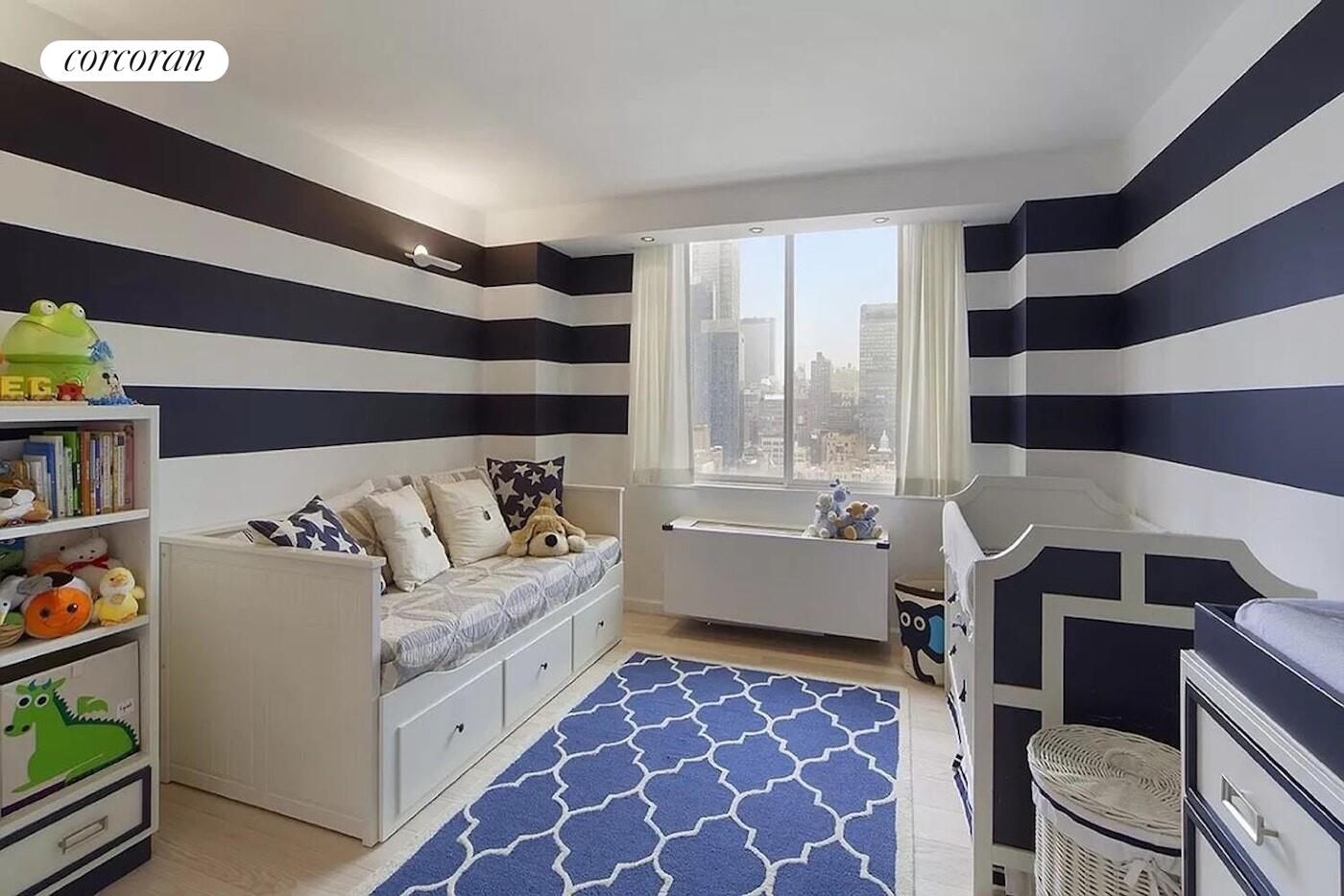 #6 photo, New York City, マンハッタン Hells Kitchen , NY 10019