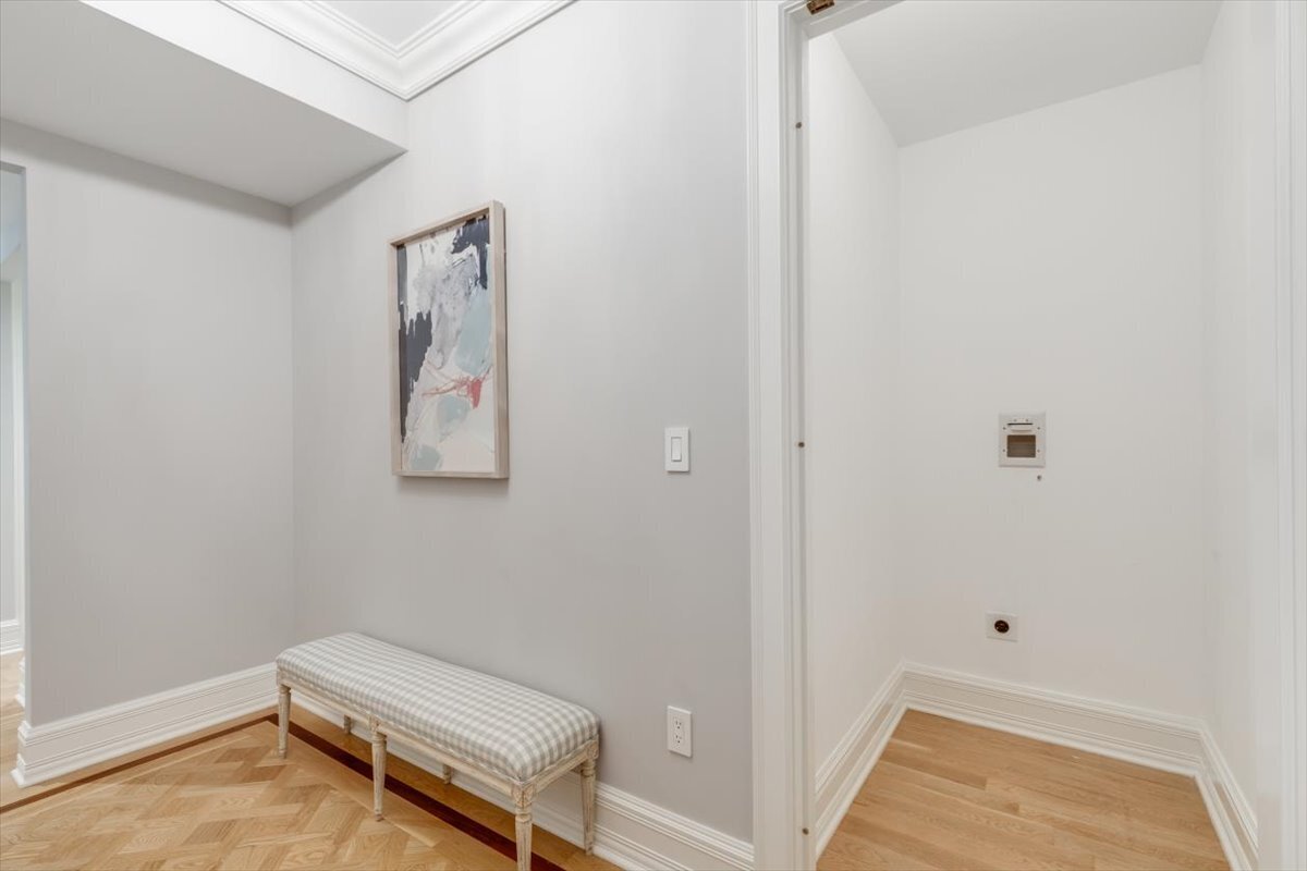 #14 photo, 1 Central Park S, マンハッタン Central Park South , NY 10019