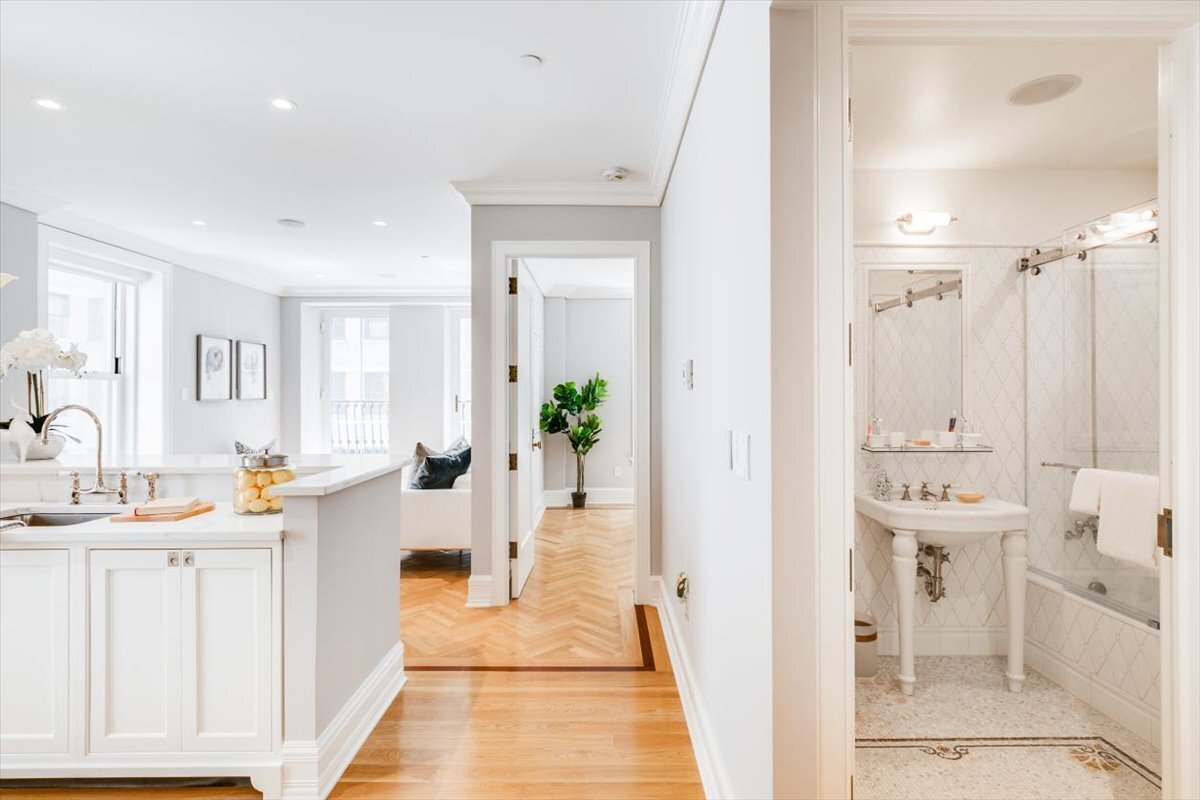 #5 photo, 1 Central Park S, マンハッタン Central Park South , NY 10019