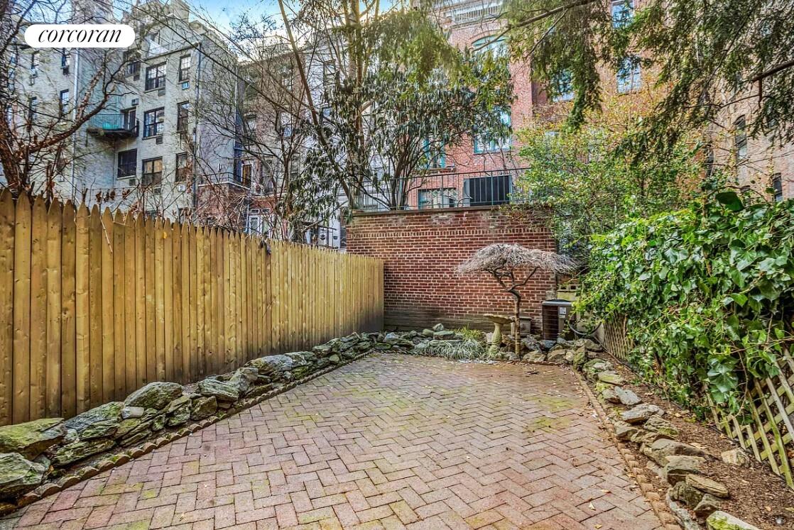 #12 photo, 40 W 83RD Street, マンハッタン Upper West Side , NY 10024