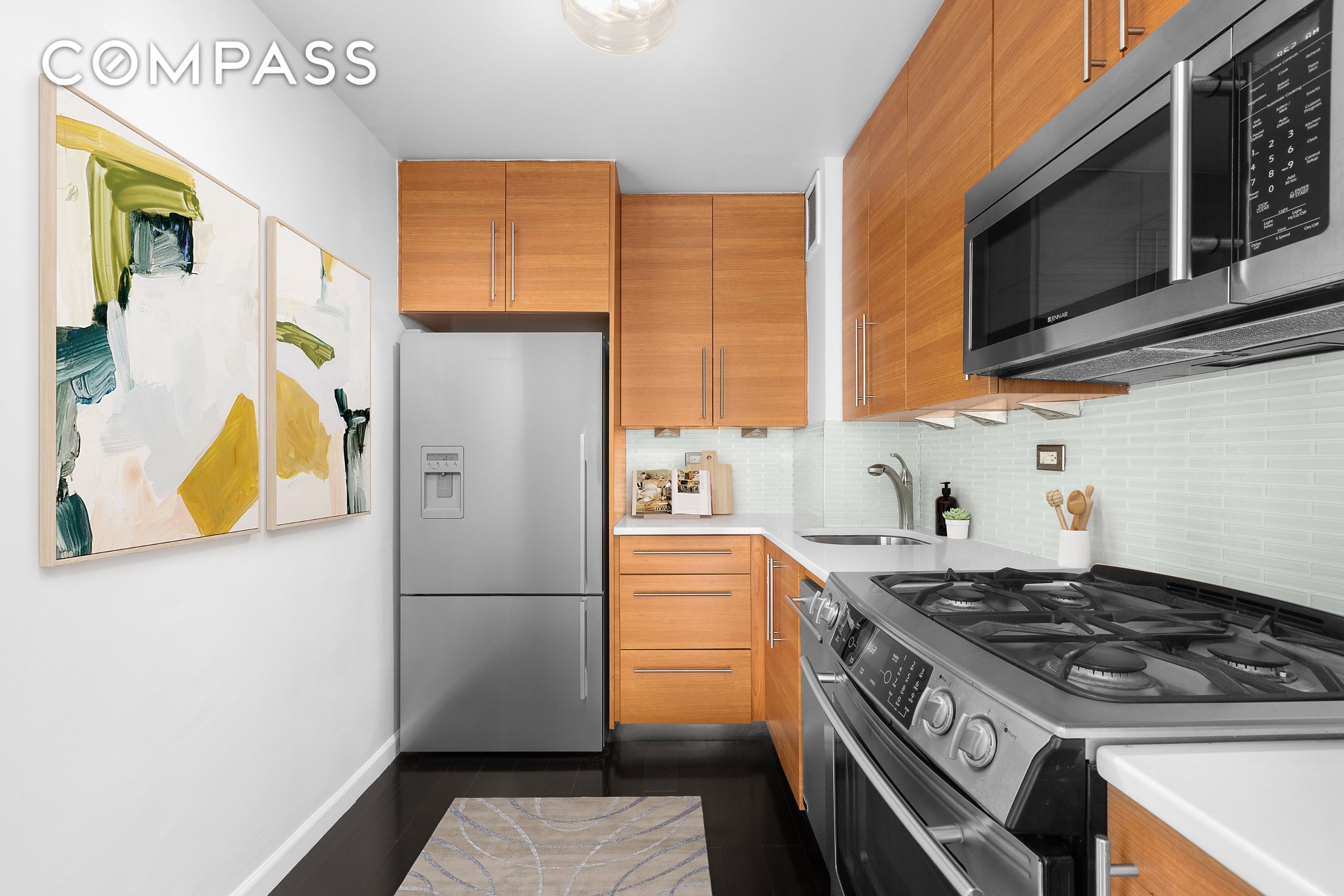 #6 photo, 10 W 15th Street, Flatiron , NY 10011