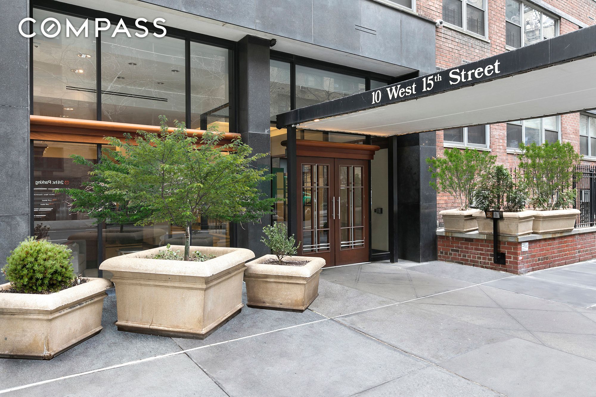 #9 photo, 10 W 15th Street, Flatiron , NY 10011