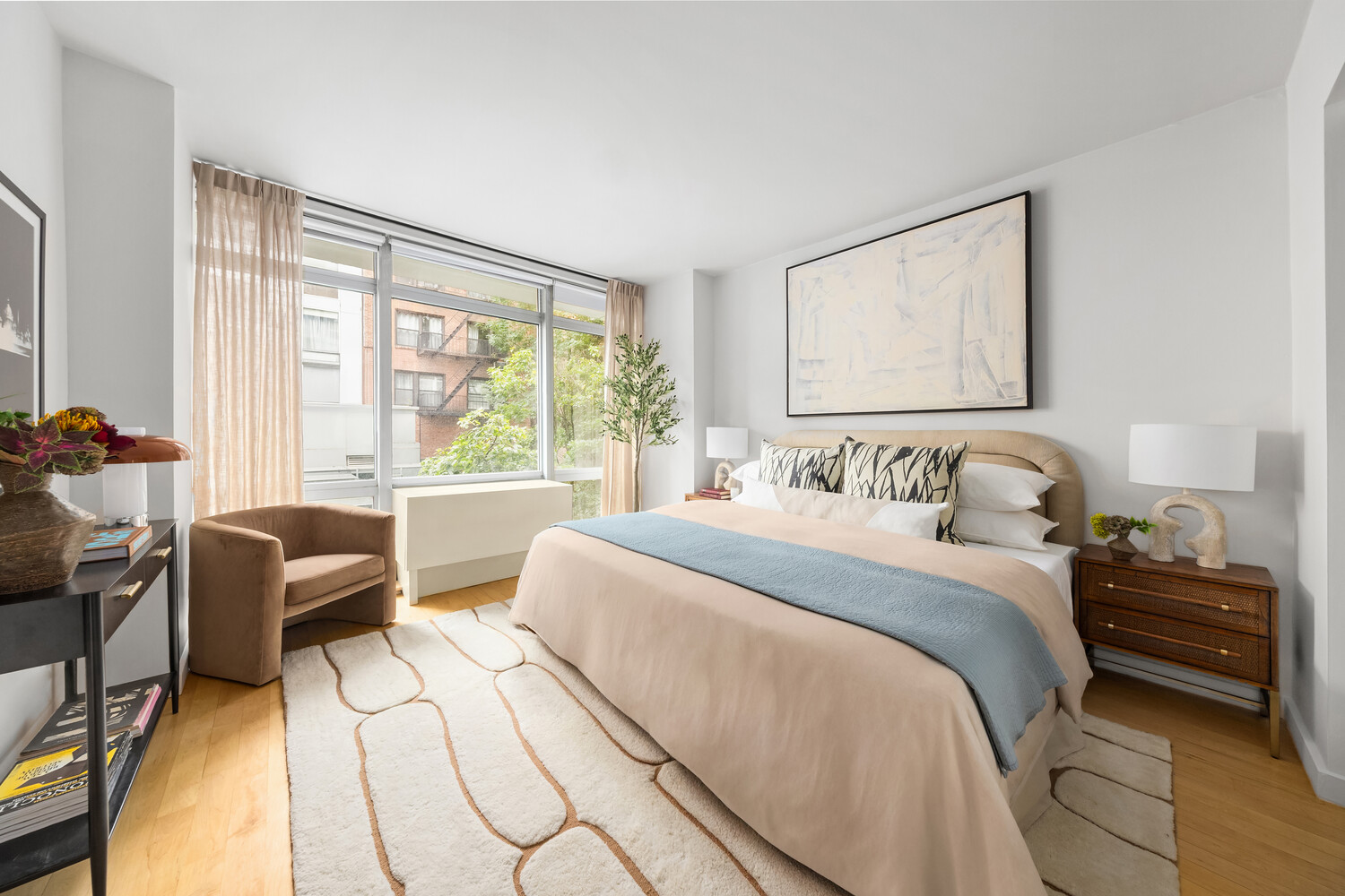 #10 photo, 425 E 13TH Street, マンハッタン East Village , NY 10009