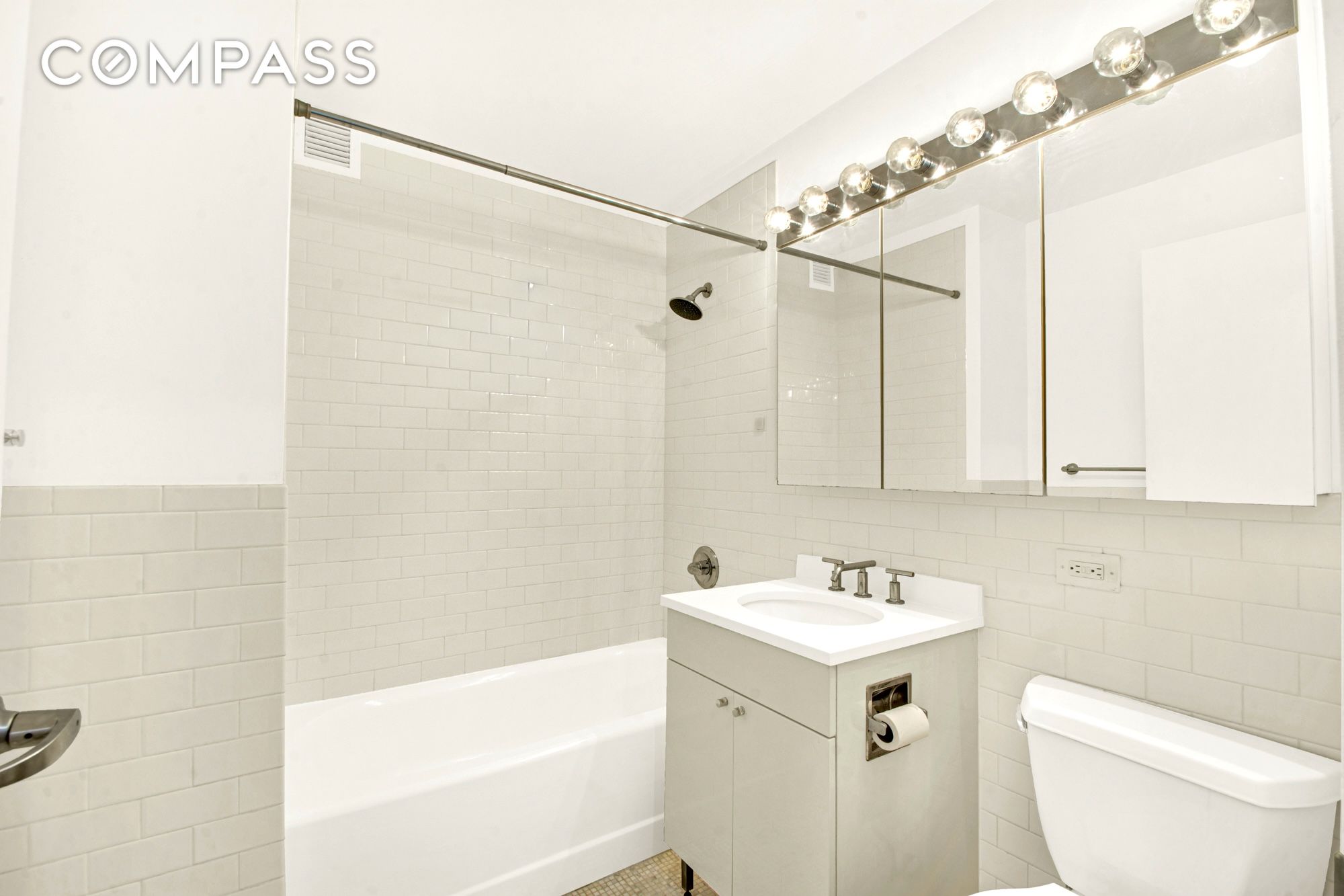 #14 photo, 99 John Street, Financial District , NY 10038