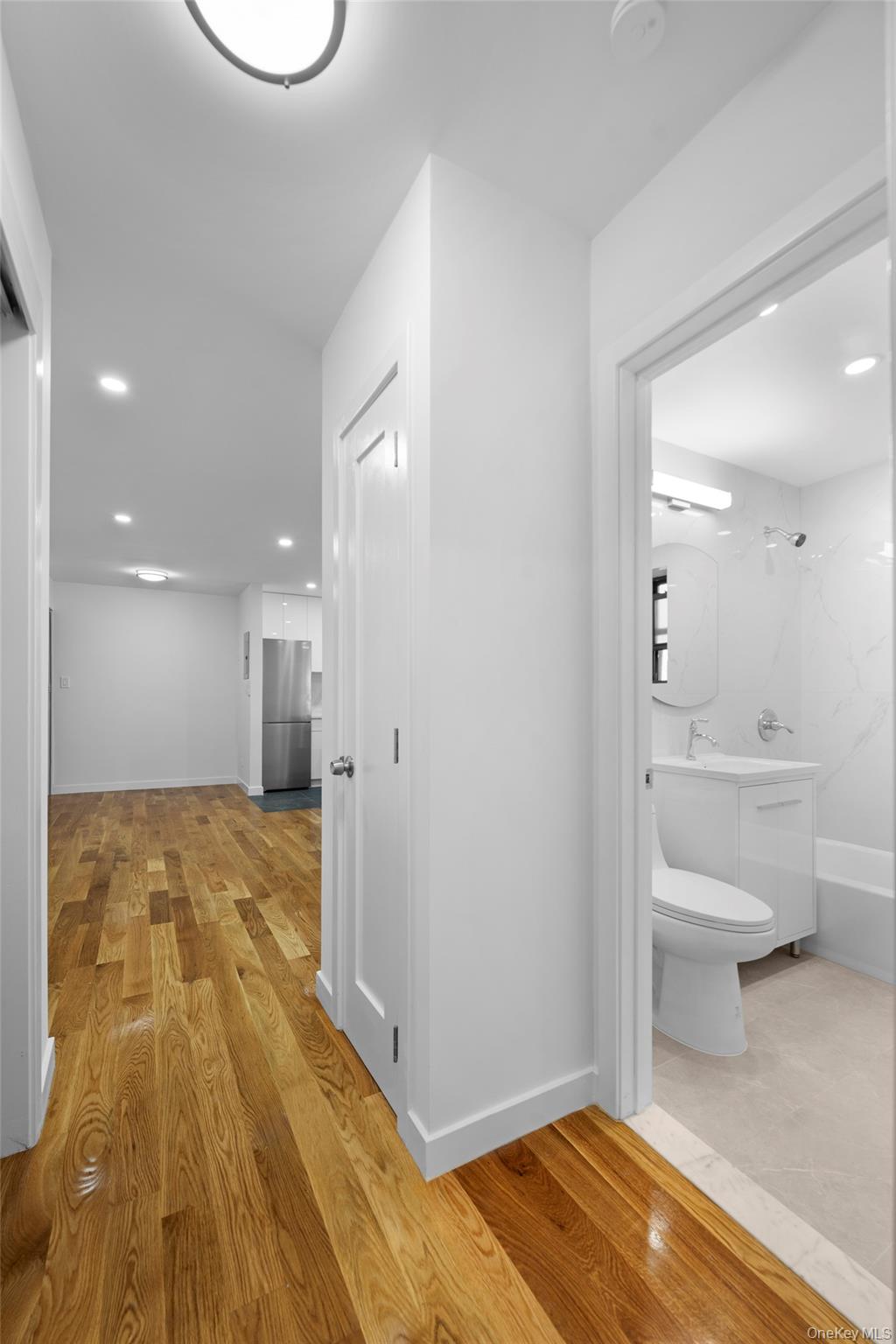 #10 photo, 25-10 31st Avenue, كوينز Astoria , NY 11106