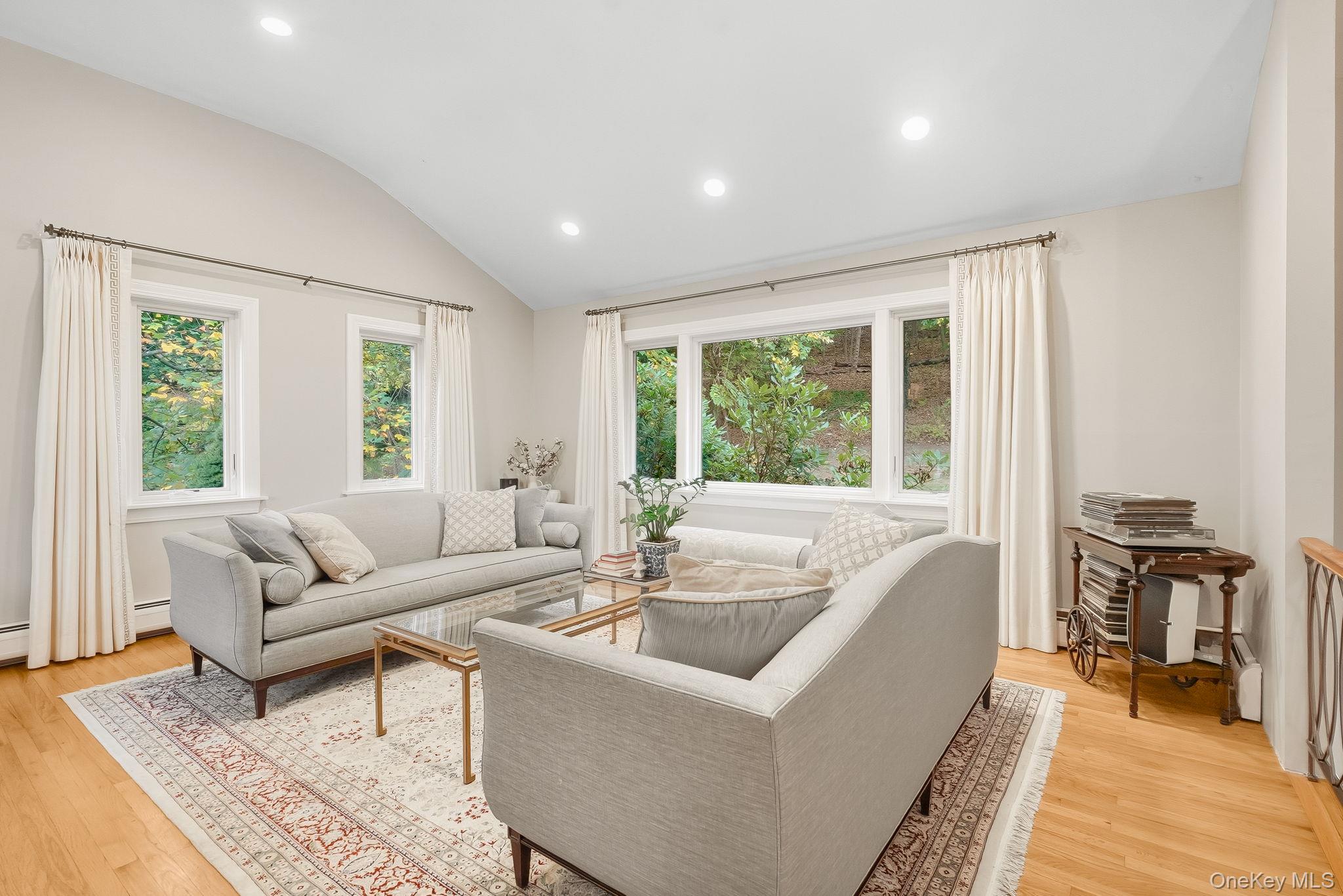 #5 photo, 37 Tulip Road, Briarcliff Manor , NY 10510