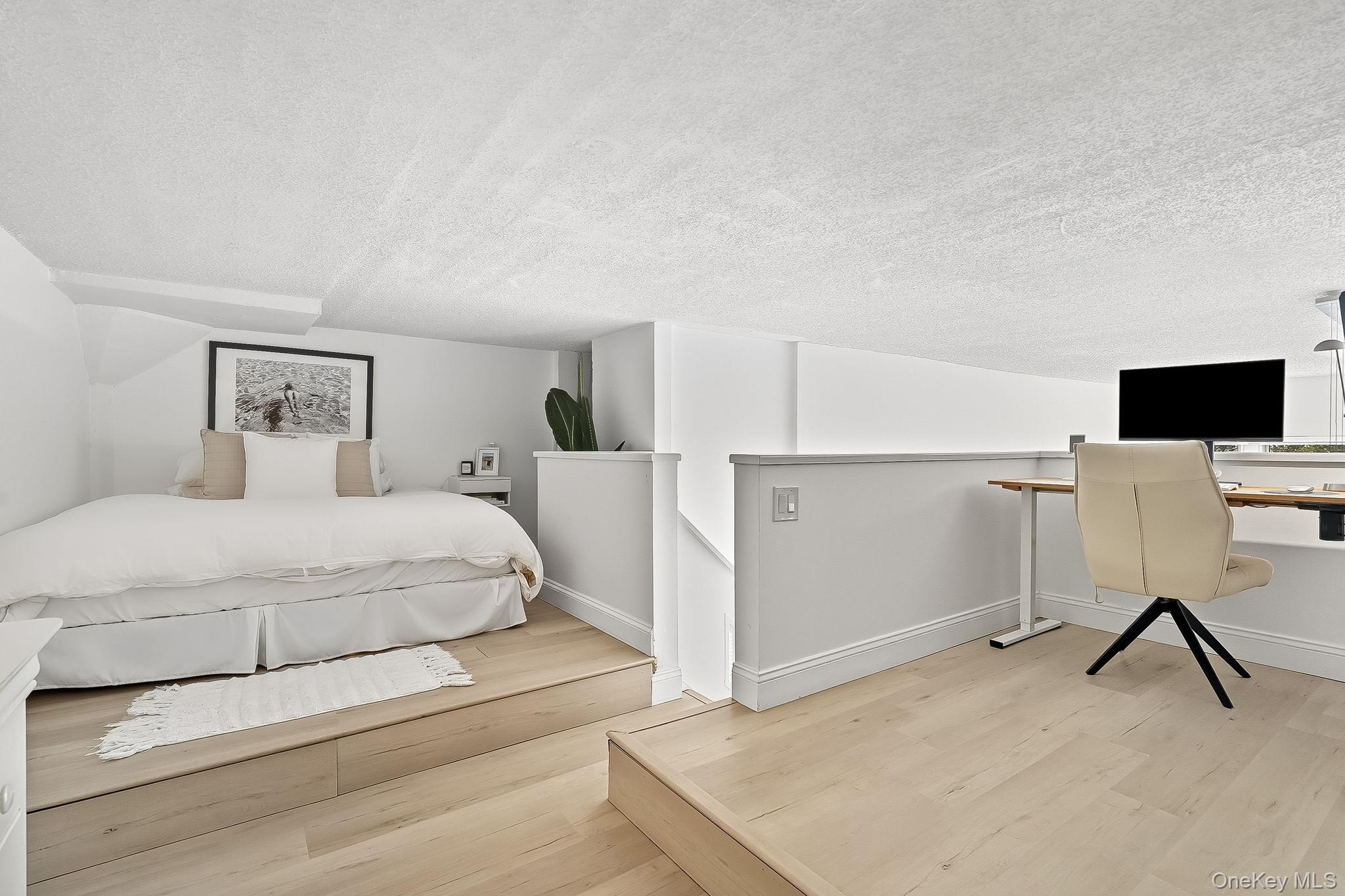 #12 photo, 1 Landmark Square, Port Chester , NY 10573