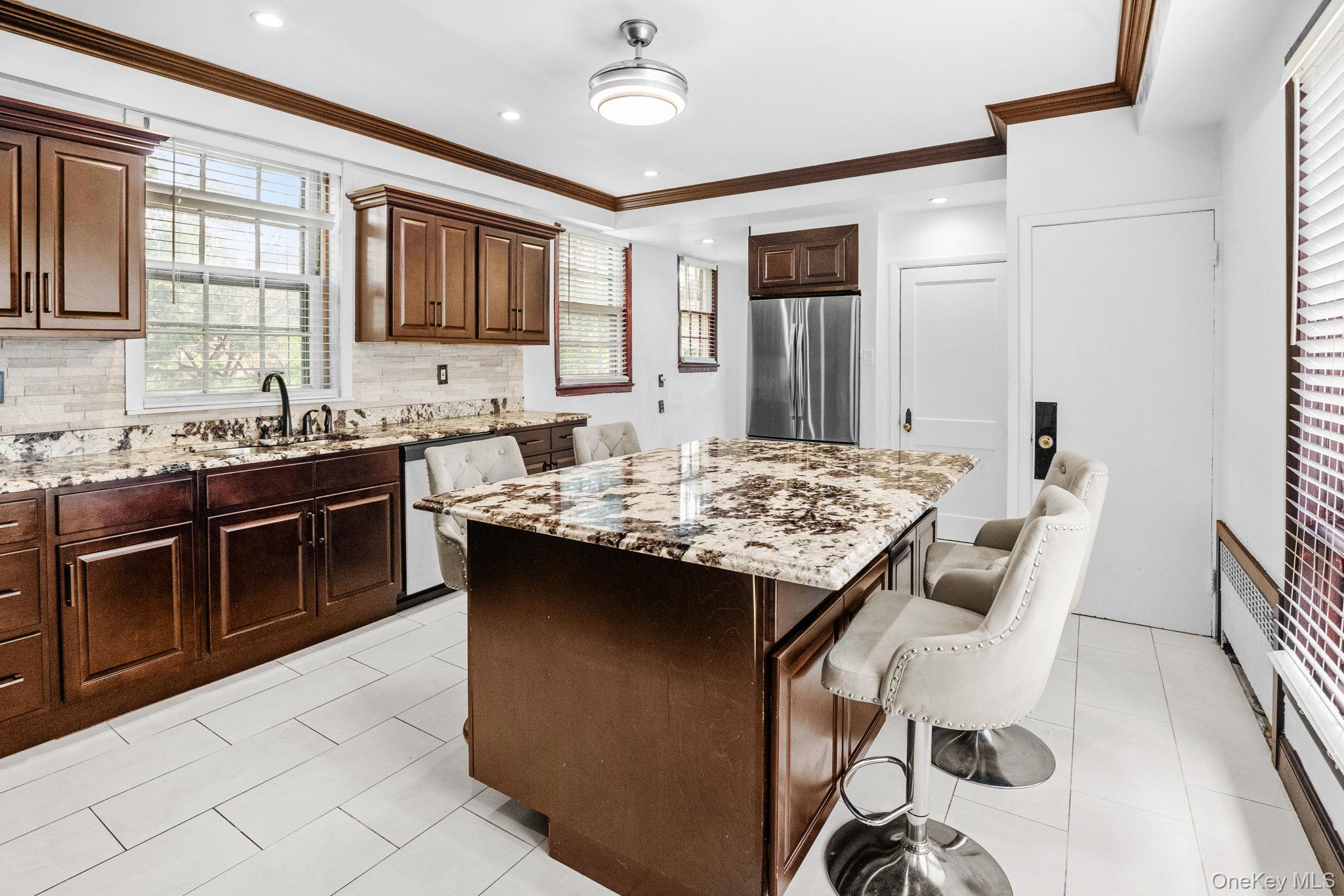 #10 photo, 72 Hamilton Avenue, New Rochelle , NY 10801