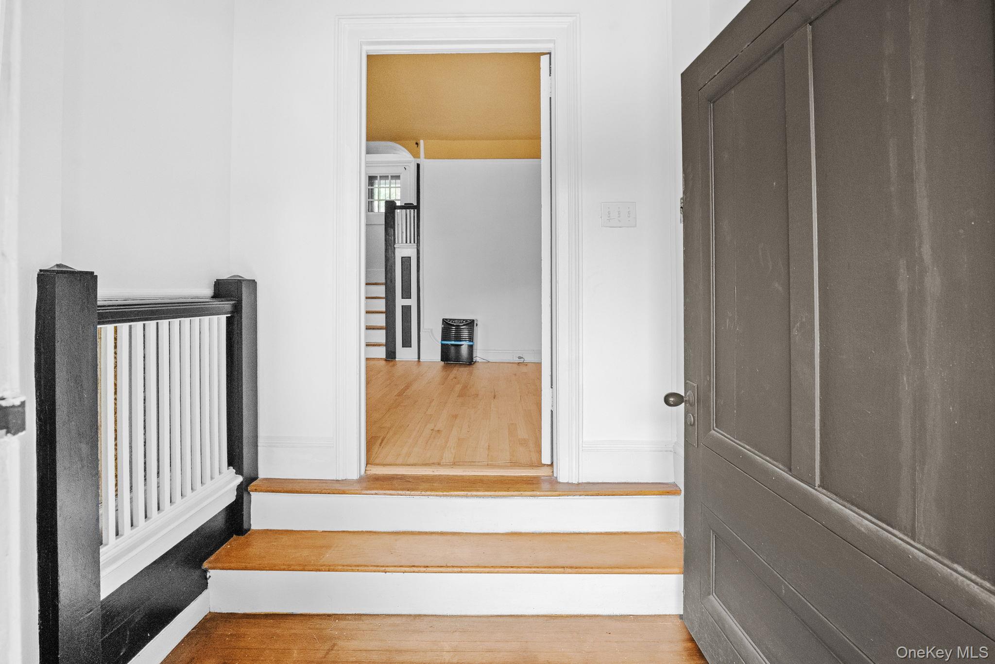 #2 photo, 72 Hamilton Avenue, New Rochelle , NY 10801