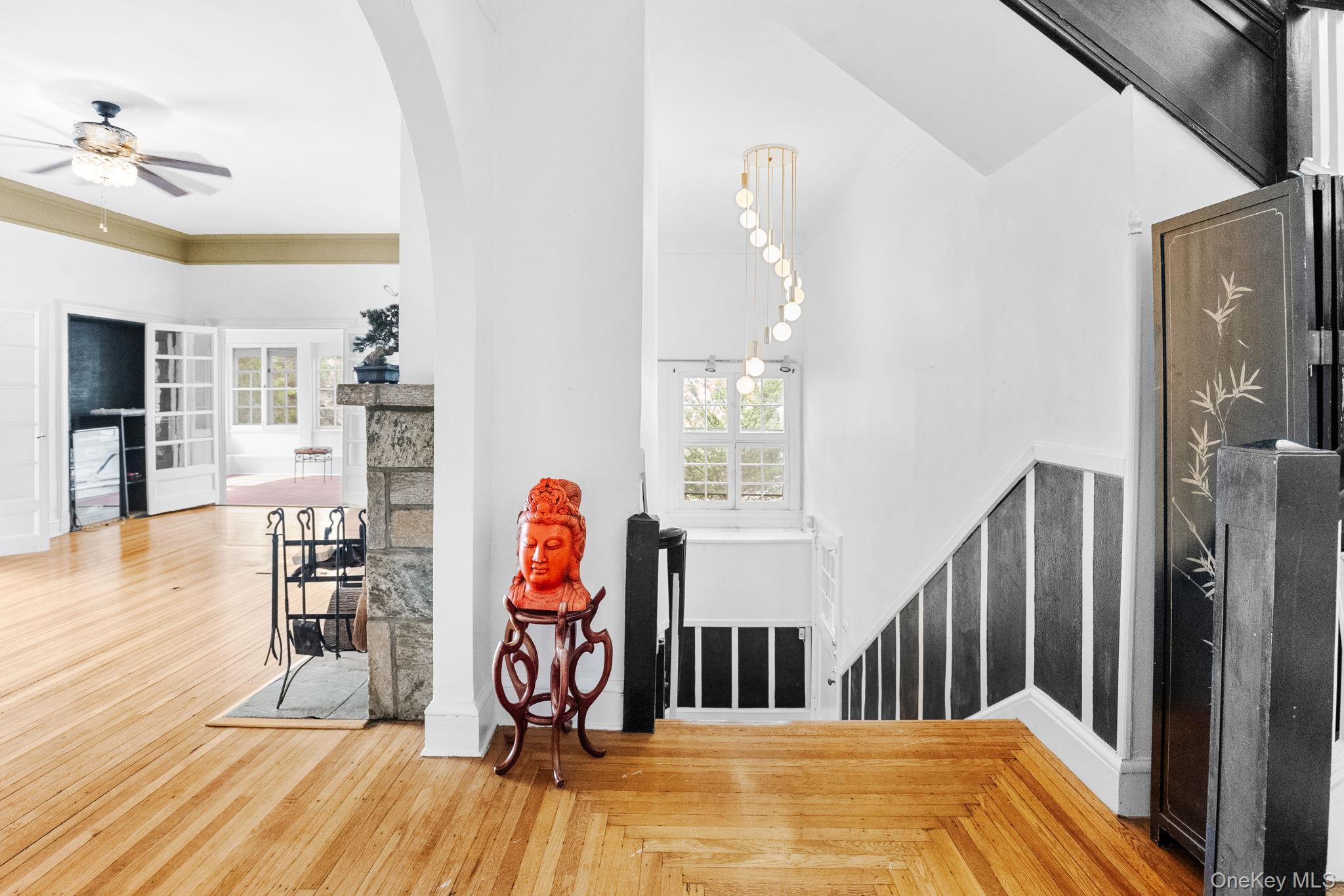 #4 photo, 72 Hamilton Avenue, New Rochelle , NY 10801