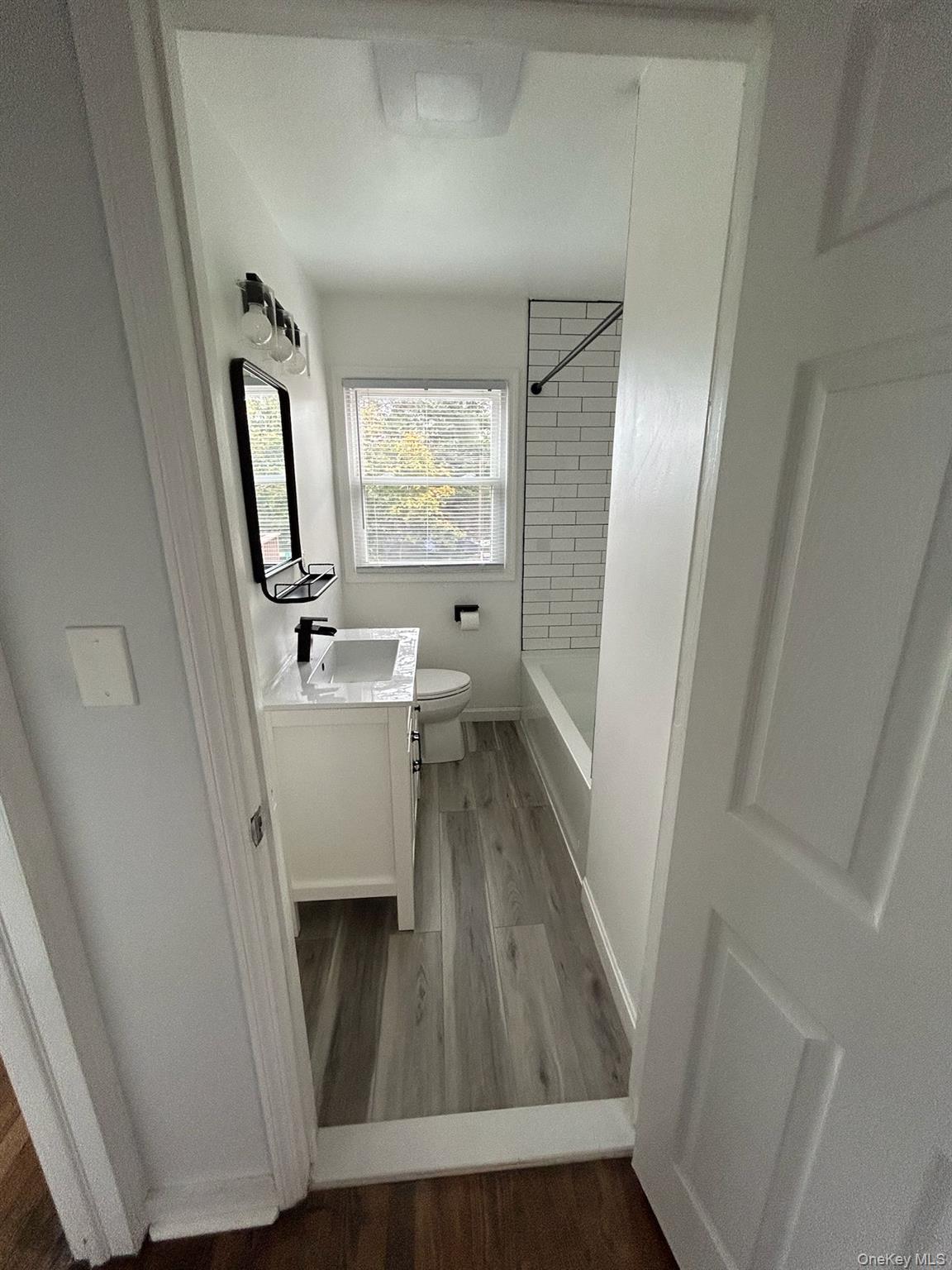 #8 photo, 9 Dubois Street, Middletown , NY 10940