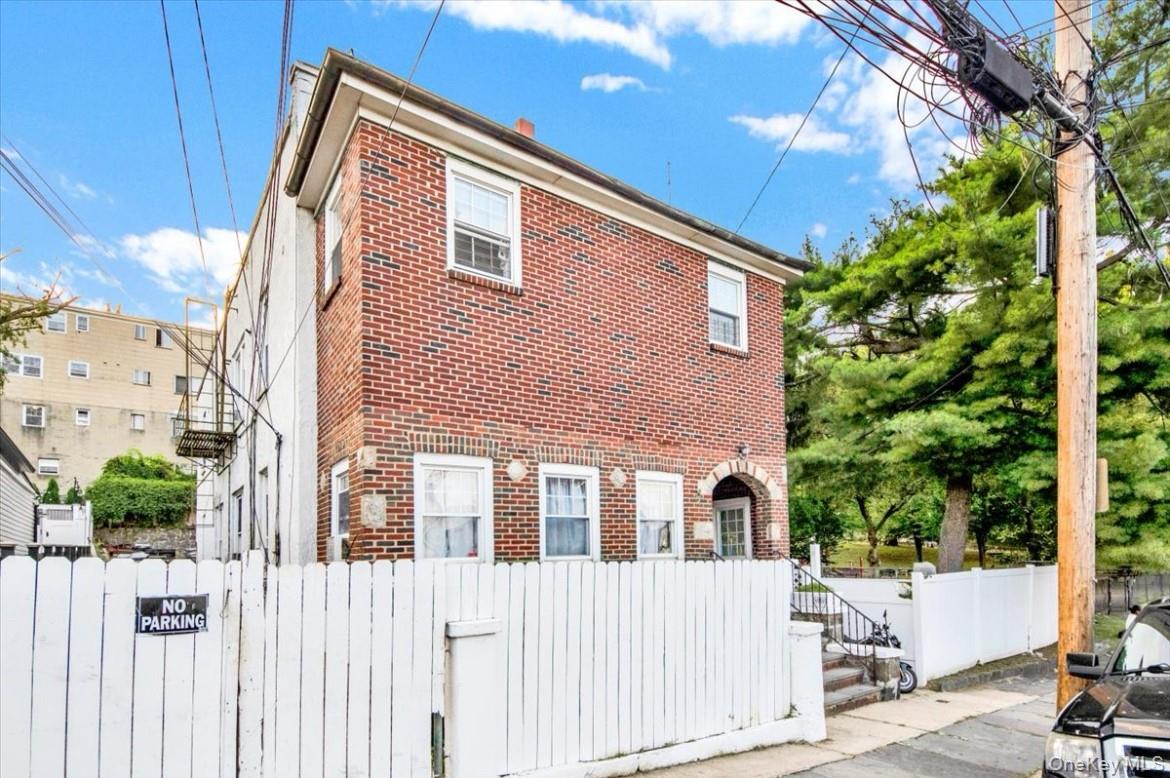 #2 photo, Yonkers, Yonkers , NY 10703