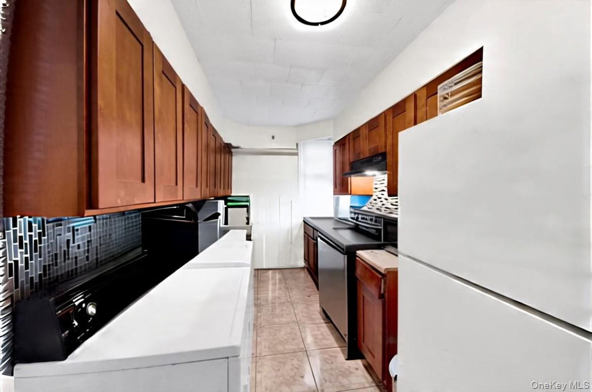 #8 photo, Yonkers, Yonkers , NY 10703