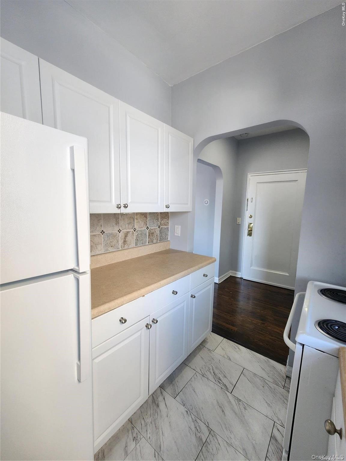 #2 photo, 36 Hillside Avenue, Williston Park , NY 11596