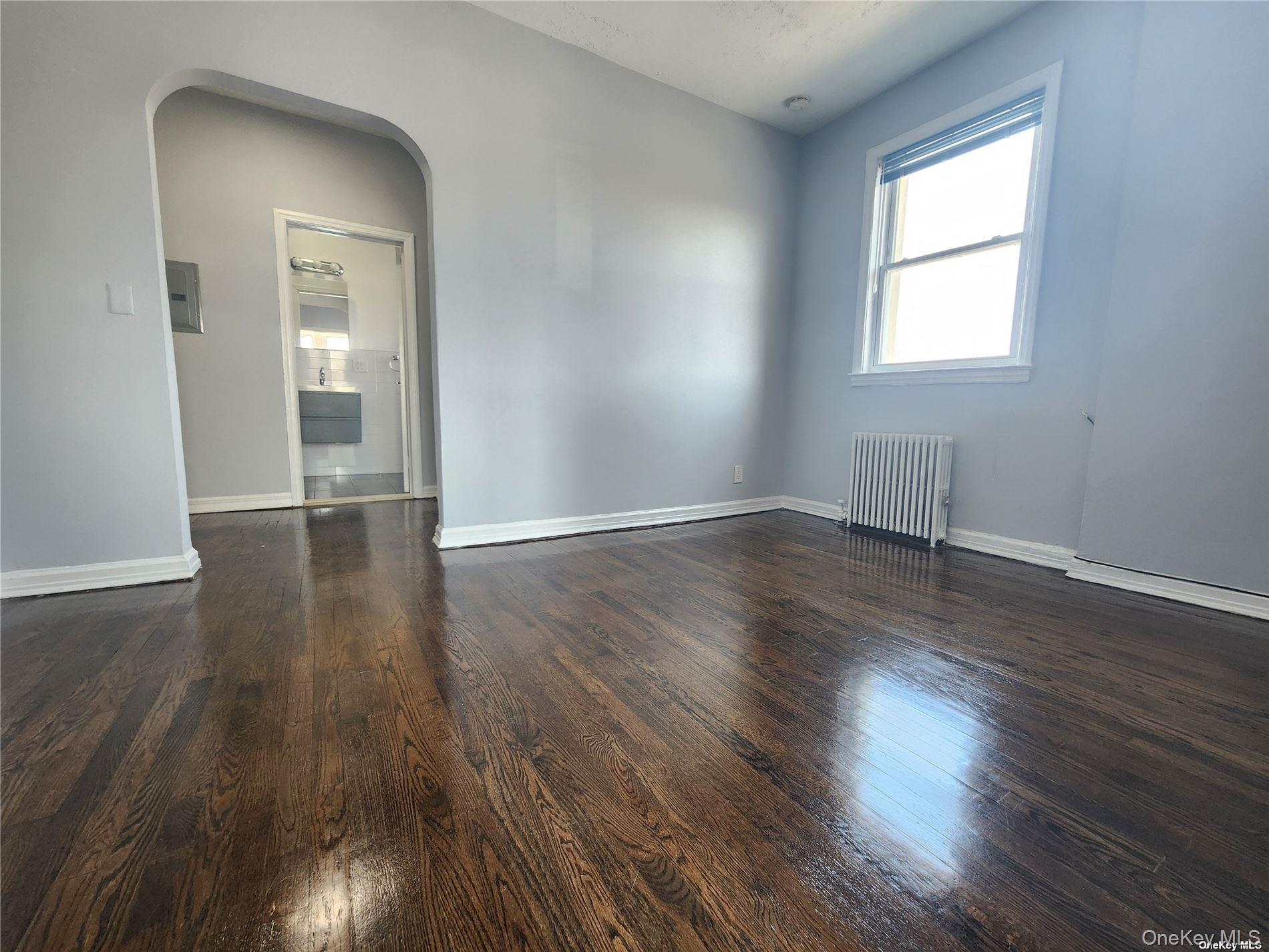 #8 photo, 36 Hillside Avenue, Williston Park , NY 11596