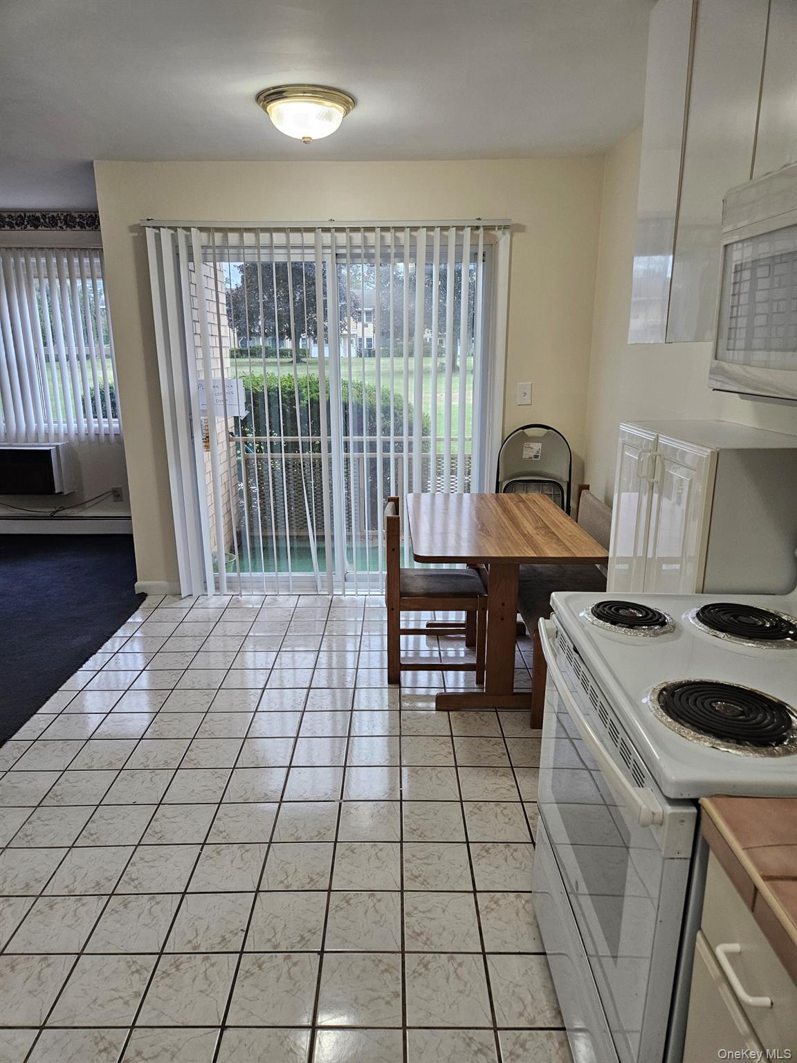 #8 photo, 700 Broadway, サフォーク郡 Amityville , NY 11701