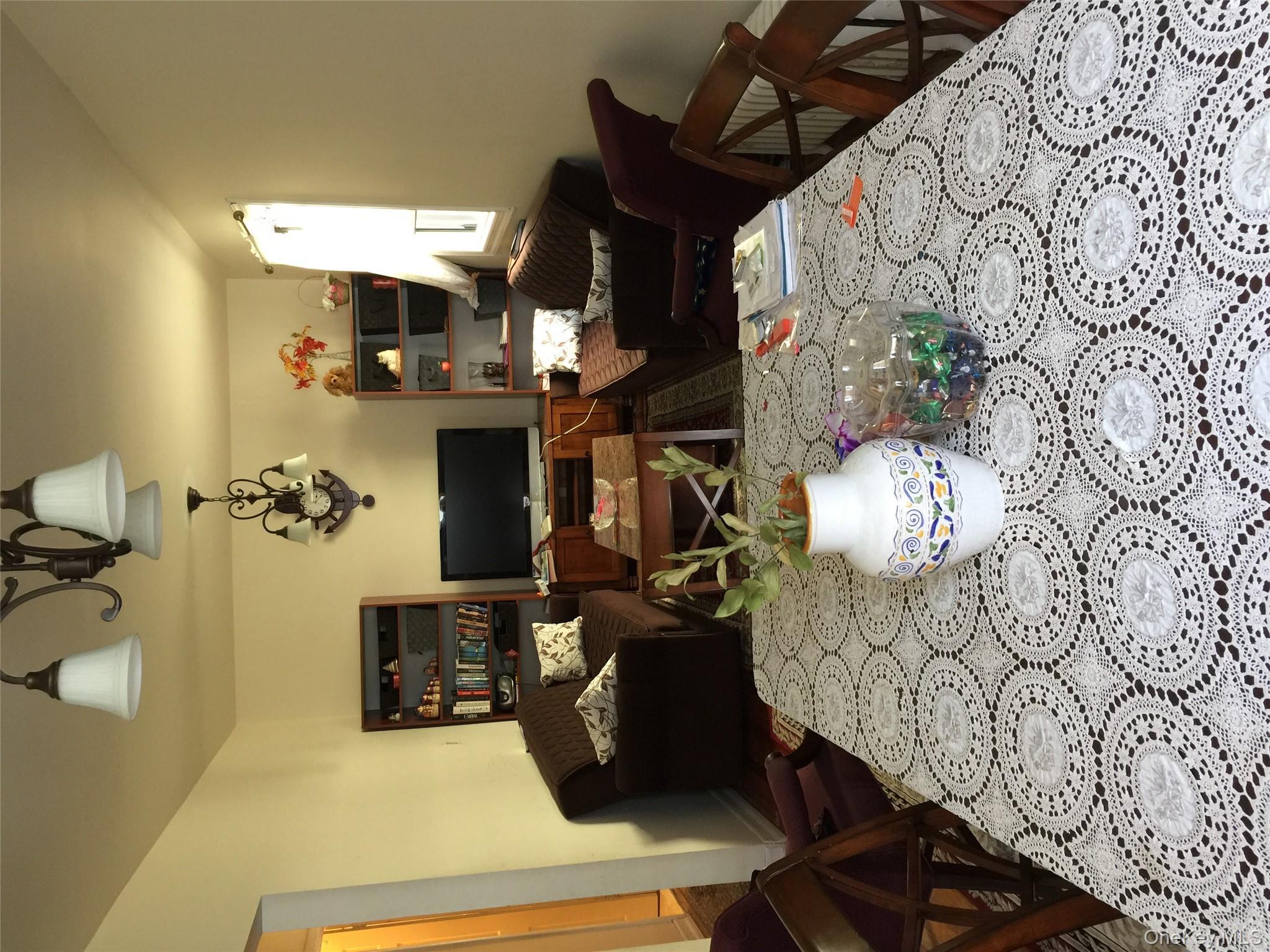 #3 photo, 76 Lake Place, Бруклин ‖ Brooklyn , NY 11223