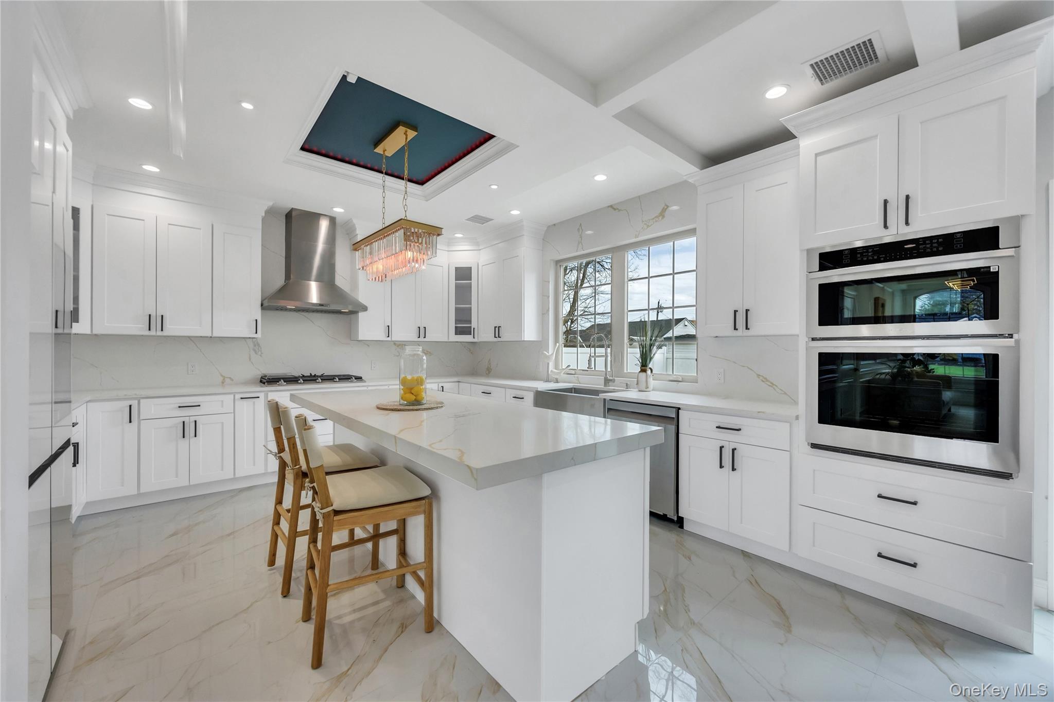 #7 photo, 157 4th Street, ナッソー郡 Hicksville , NY 11801