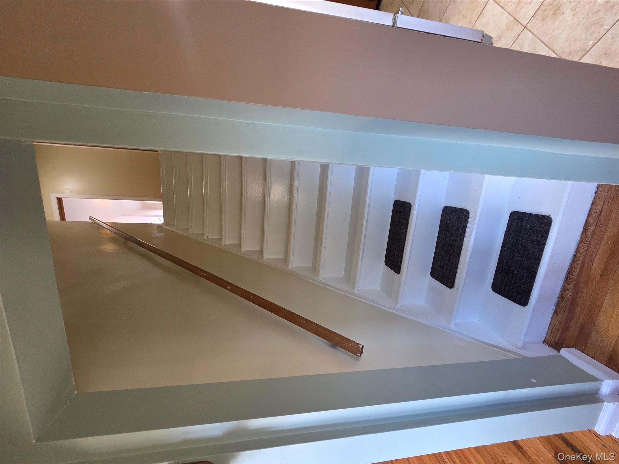 #18 photo, 220 Raff Avenue, ナッソー郡 Mineola , NY 11501