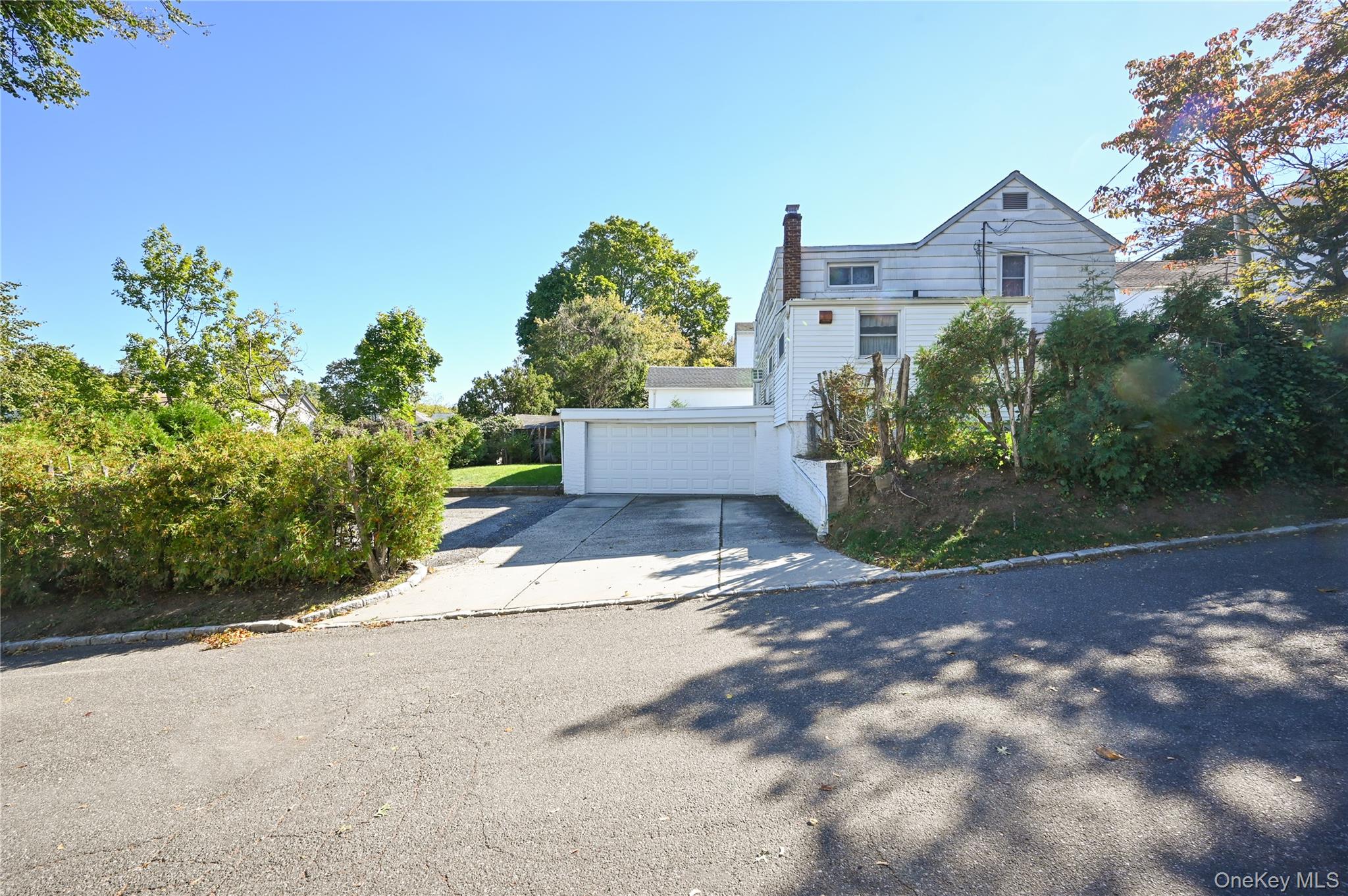 #2 photo, 11 Lee Court, ナッソー郡 Great Neck , NY 11024