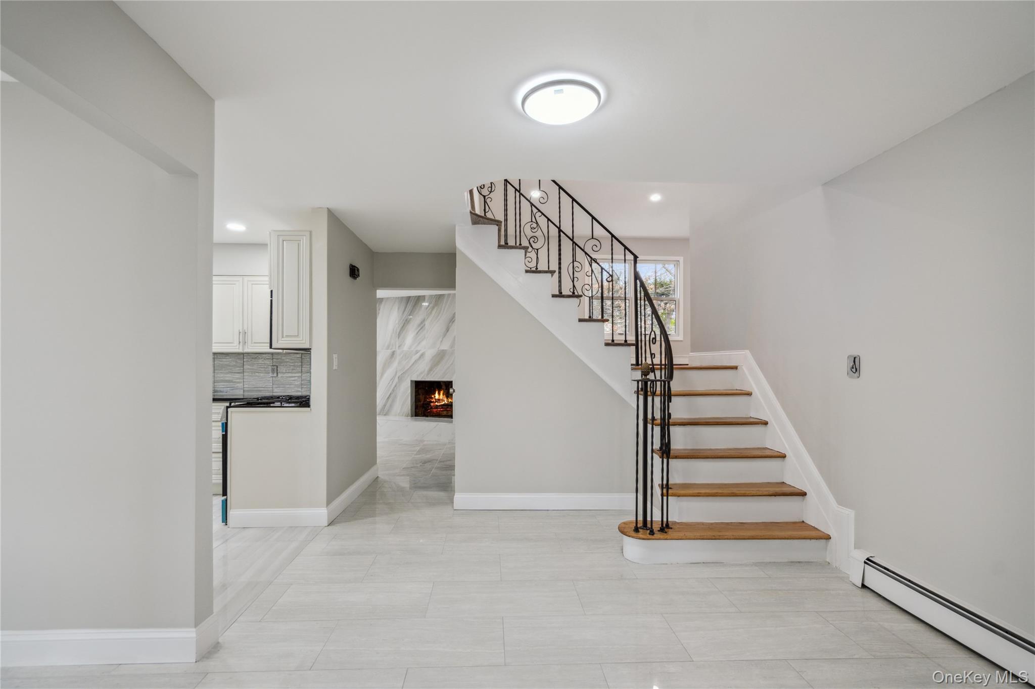 #3 photo, 36 Pinewood Drive, サフォーク郡 Commack , NY 11725