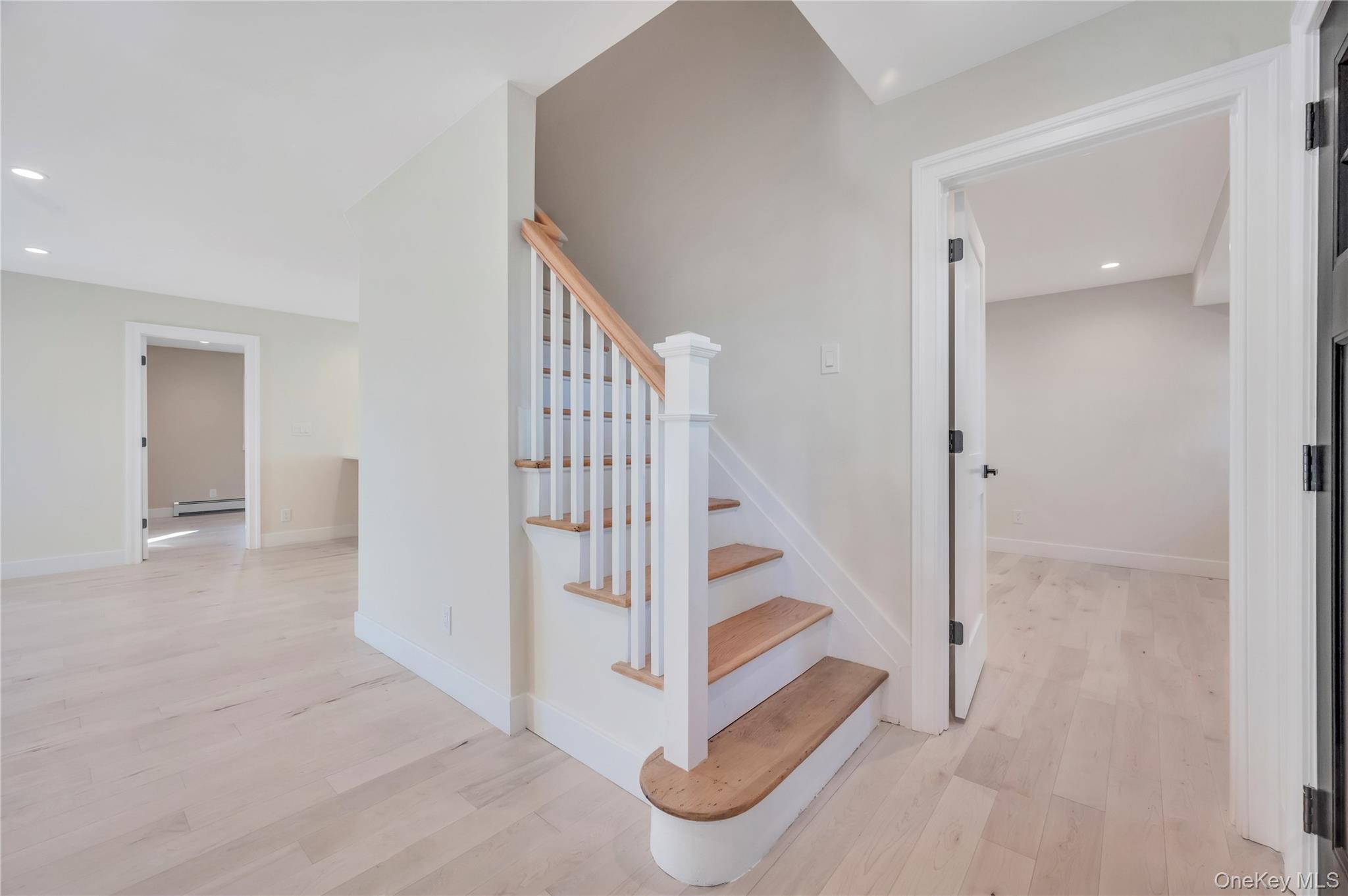 #4 photo, 732 Woodside Drive, ナッソー郡 Wantagh , NY 11793