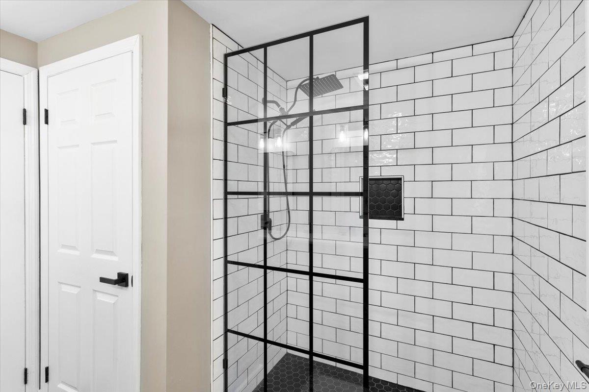 #17 photo, 11 Mountain View Way, Call Listing Agent , NY 12090