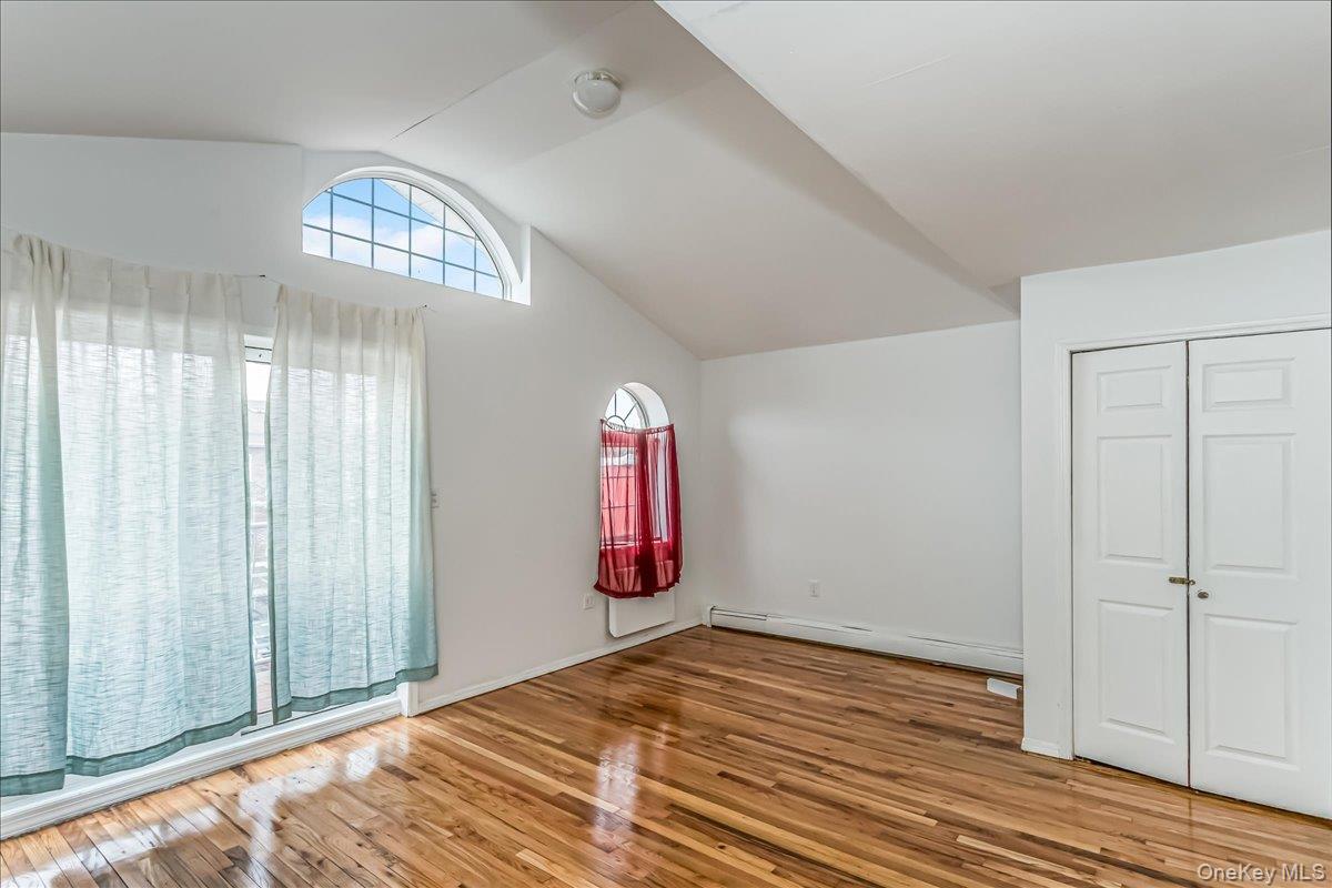 #19 photo, 94-86 218th Street, クイーンズ区 Queens Village , NY 11428