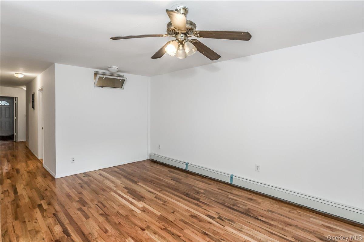 #5 photo, 94-86 218th Street, クイーンズ区 Queens Village , NY 11428