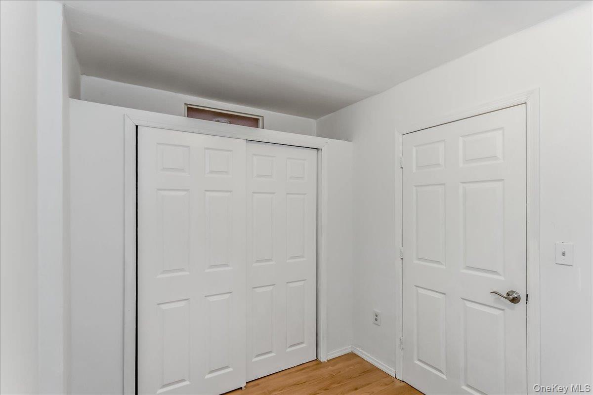 #9 photo, 94-86 218th Street, クイーンズ区 Queens Village , NY 11428