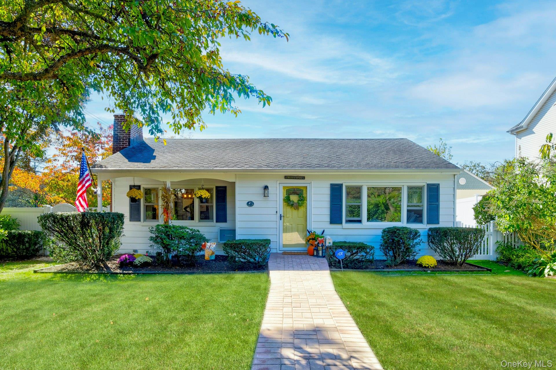 #2 photo, 2 Overlook Drive, Huntington , NY 11743