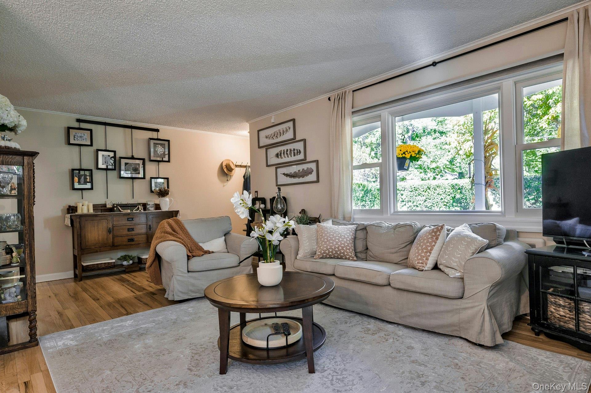 #7 photo, 2 Overlook Drive, Huntington , NY 11743