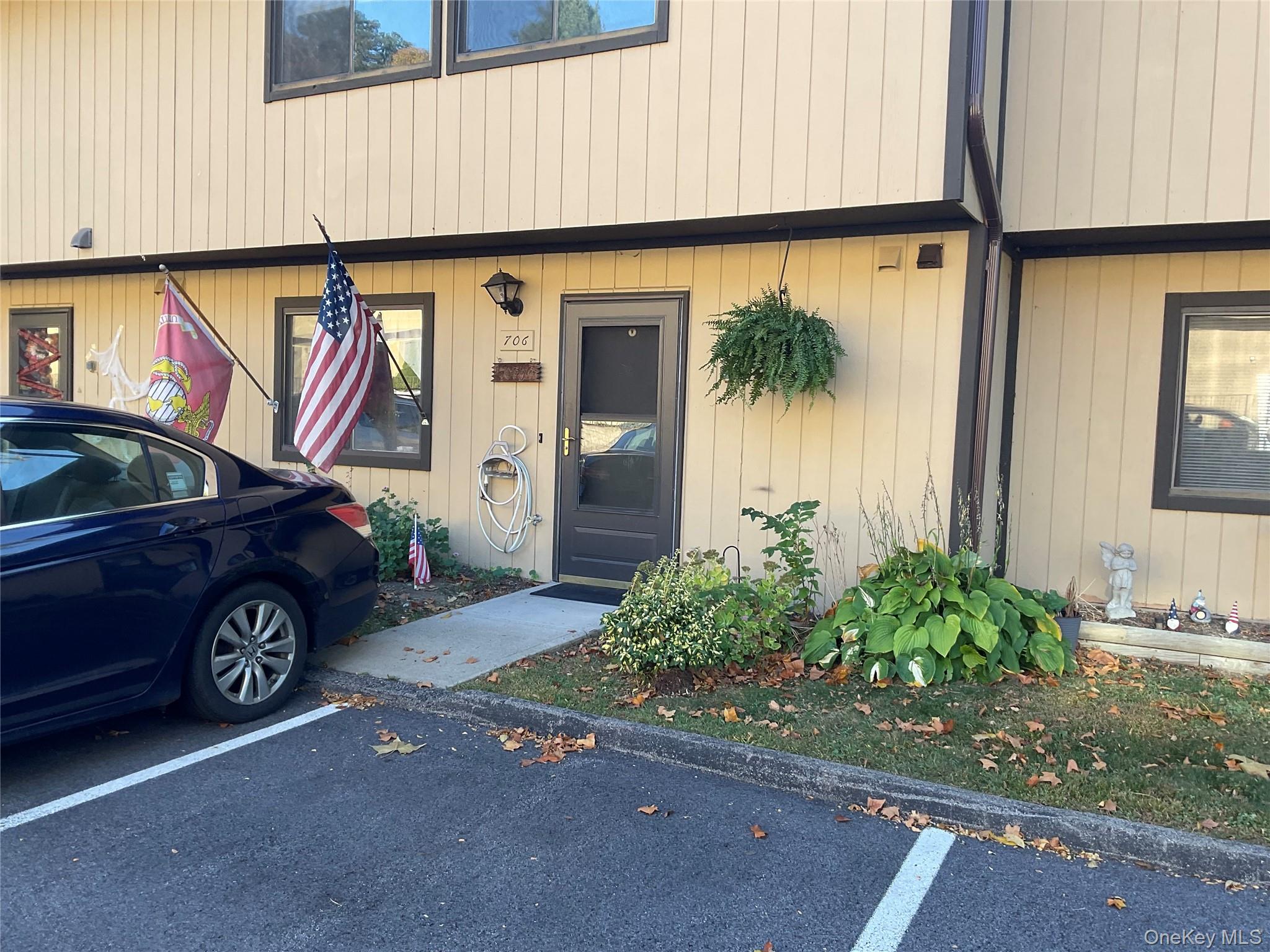 #3 photo, 706 S Chelsea Cove, Hopewell Junction , NY 12533