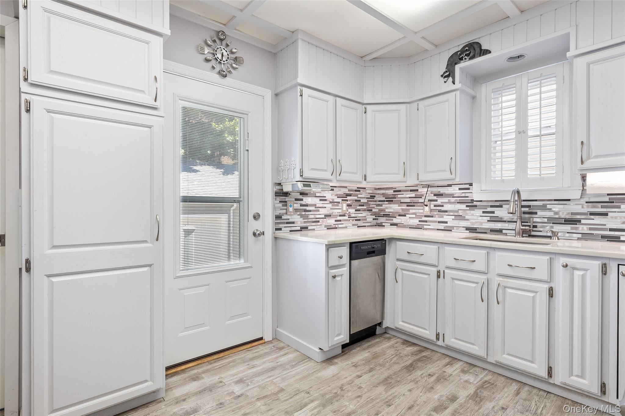 #15 photo, 1946 Tomlinson Avenue, ブロンクス区 Bronx , NY 10461