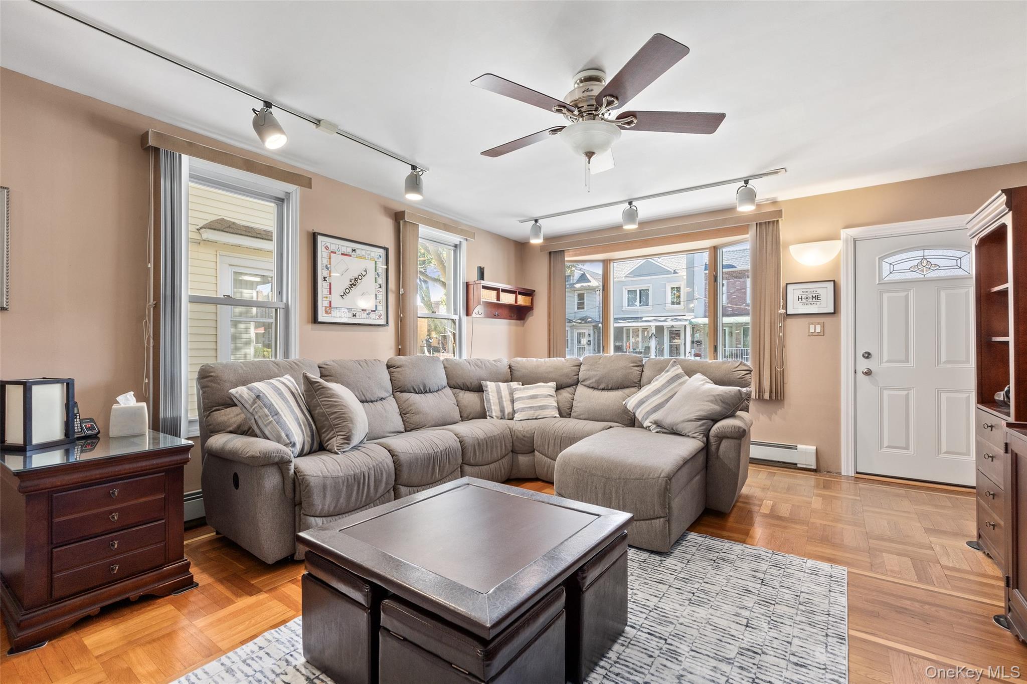 #6 photo, 1946 Tomlinson Avenue, ブロンクス区 Bronx , NY 10461