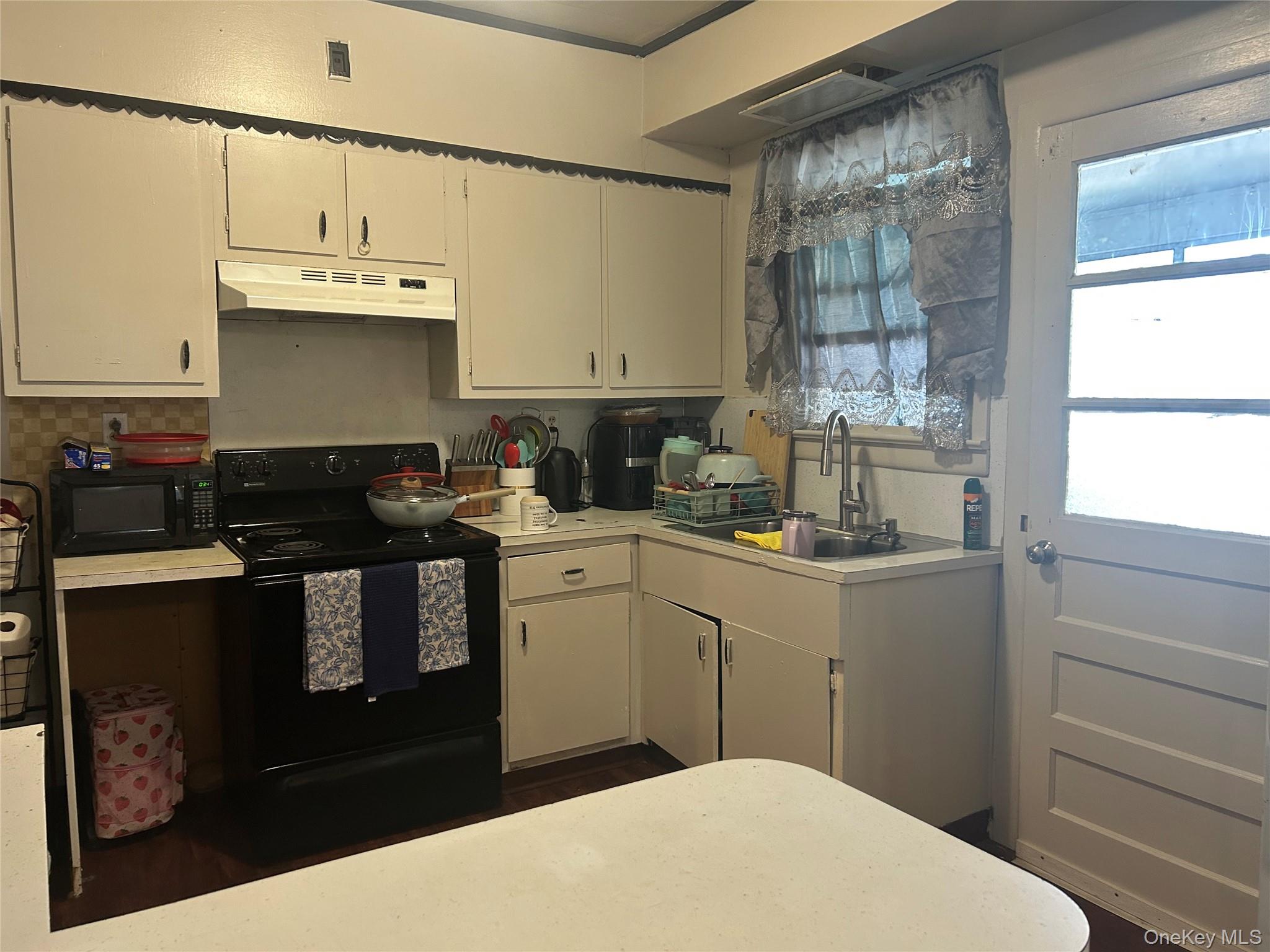 #8 photo, 133-135 Downs Street, Kingston , NY 12401