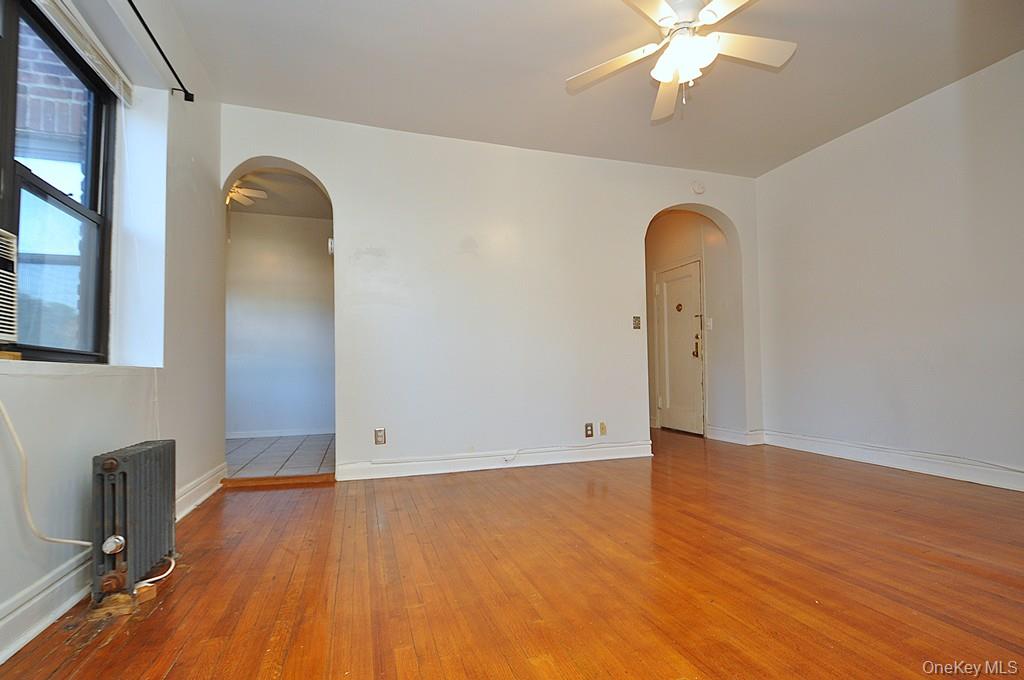 #12 photo, 120 Stonelea Place, New Rochelle , NY 10801