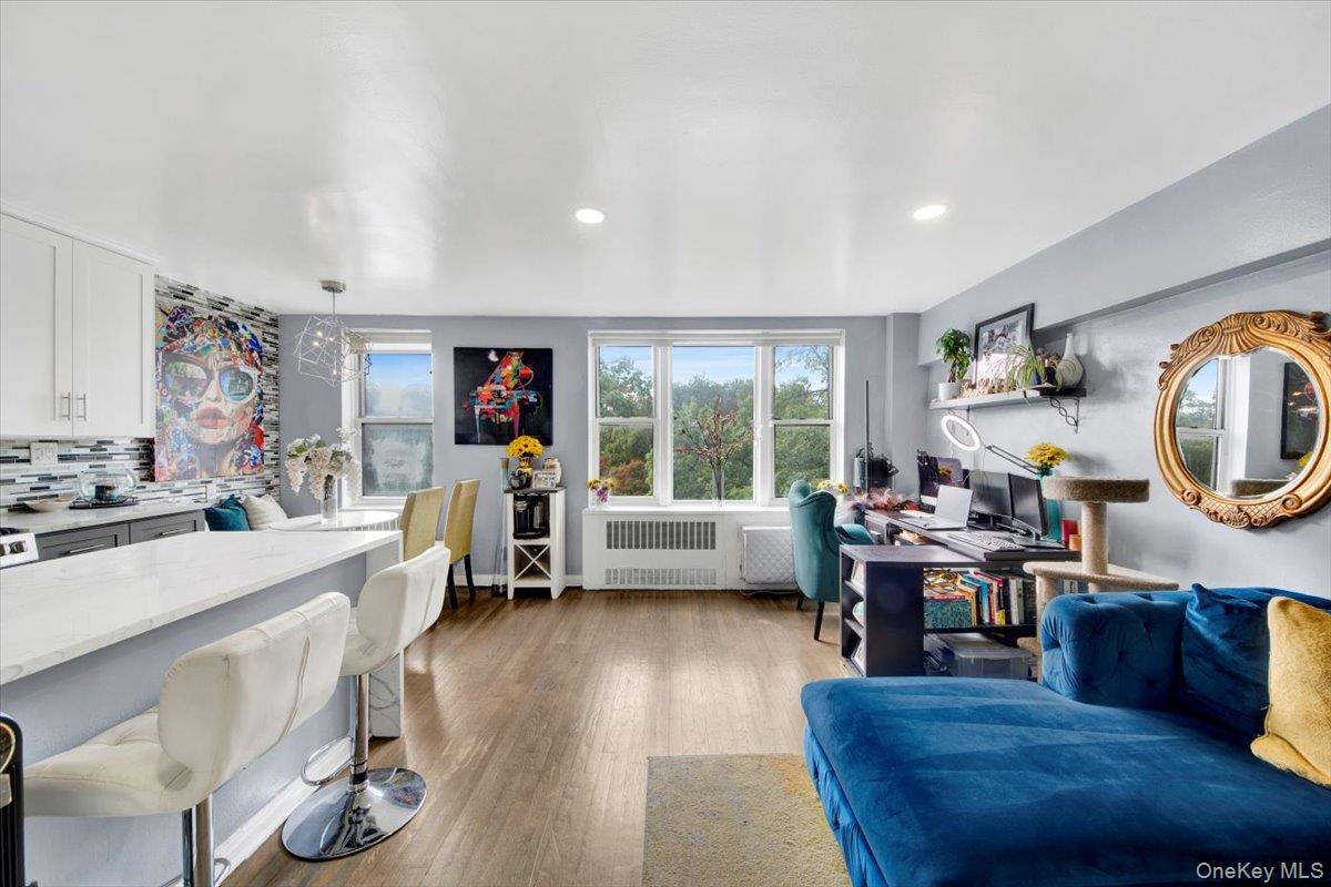 #15 photo, 610 Waring, ブロンクス区 Bronx , NY 10467