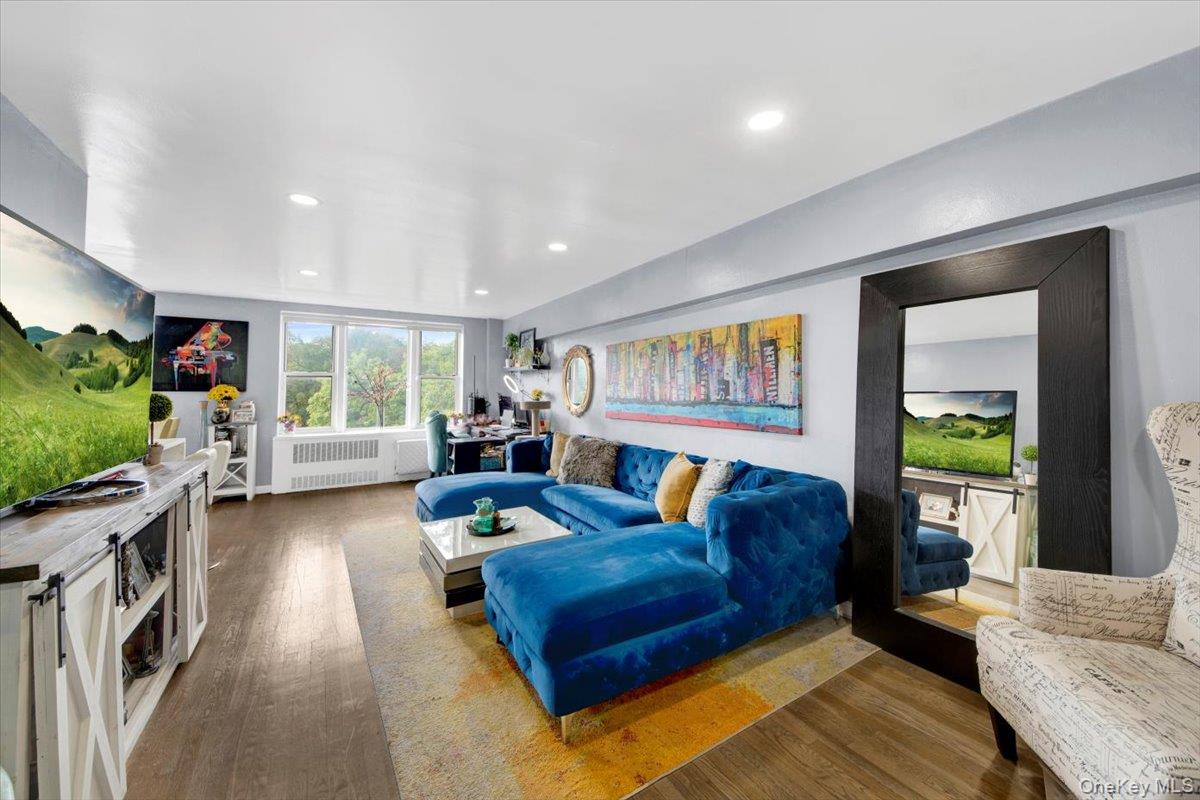 #16 photo, 610 Waring, ブロンクス区 Bronx , NY 10467