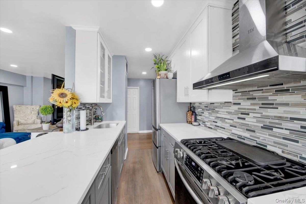 #4 photo, 610 Waring, ブロンクス区 Bronx , NY 10467