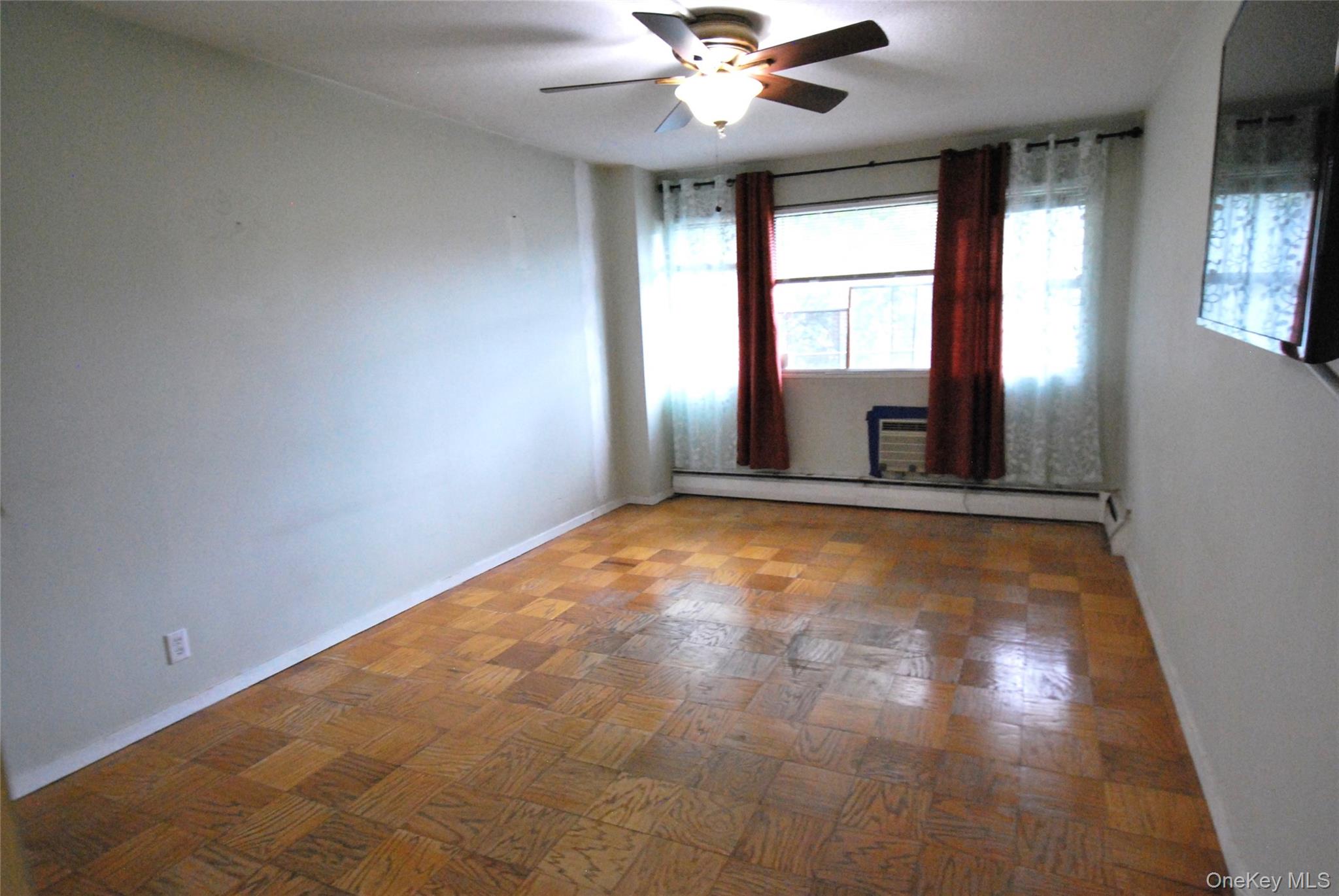 #14 photo, 1523 Central Park Avenue, Yonkers , NY 10710
